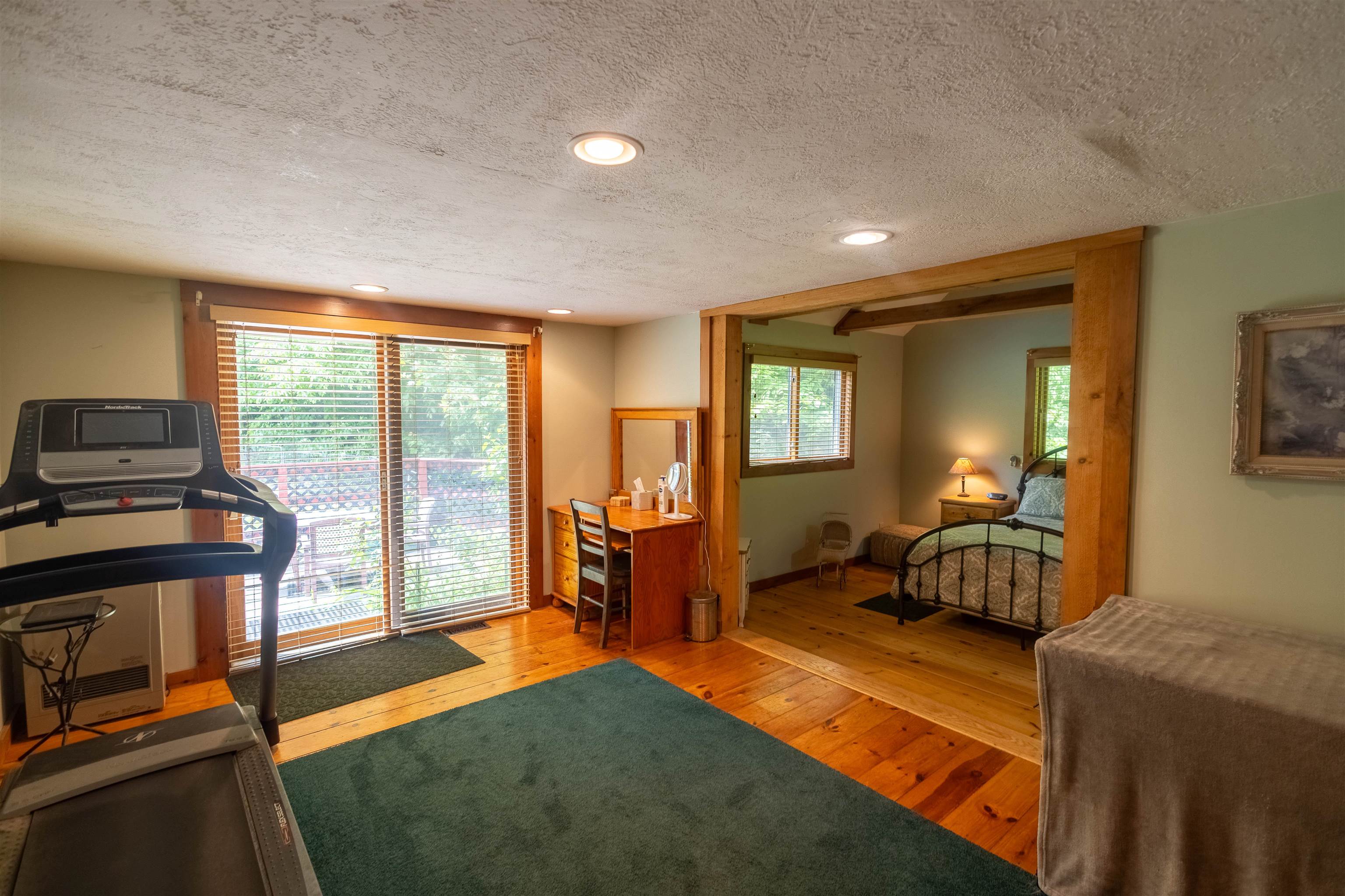 14 Mountain Ridge Road