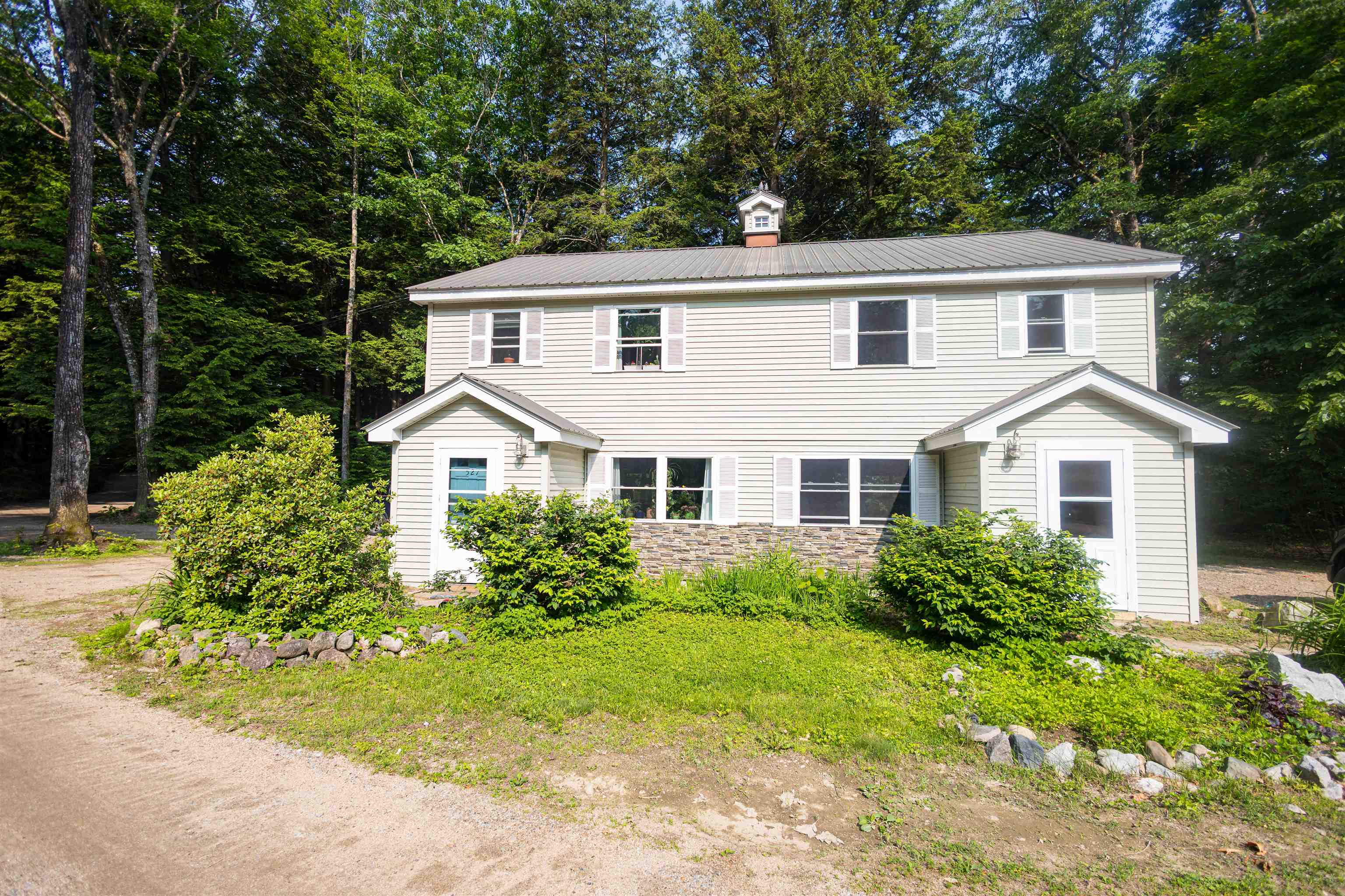 527 Tamworth Road photo