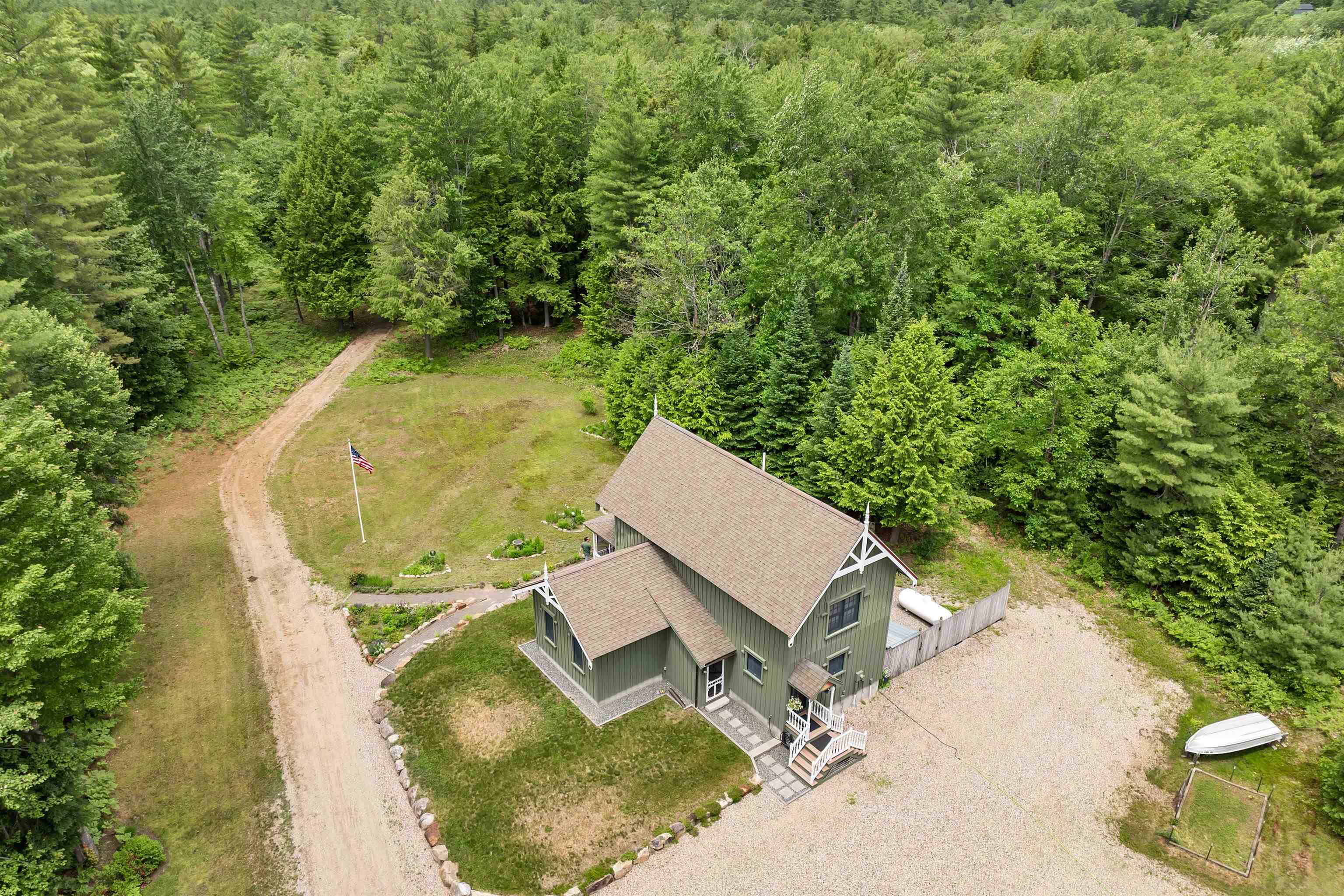185 Huntress Bridge Road