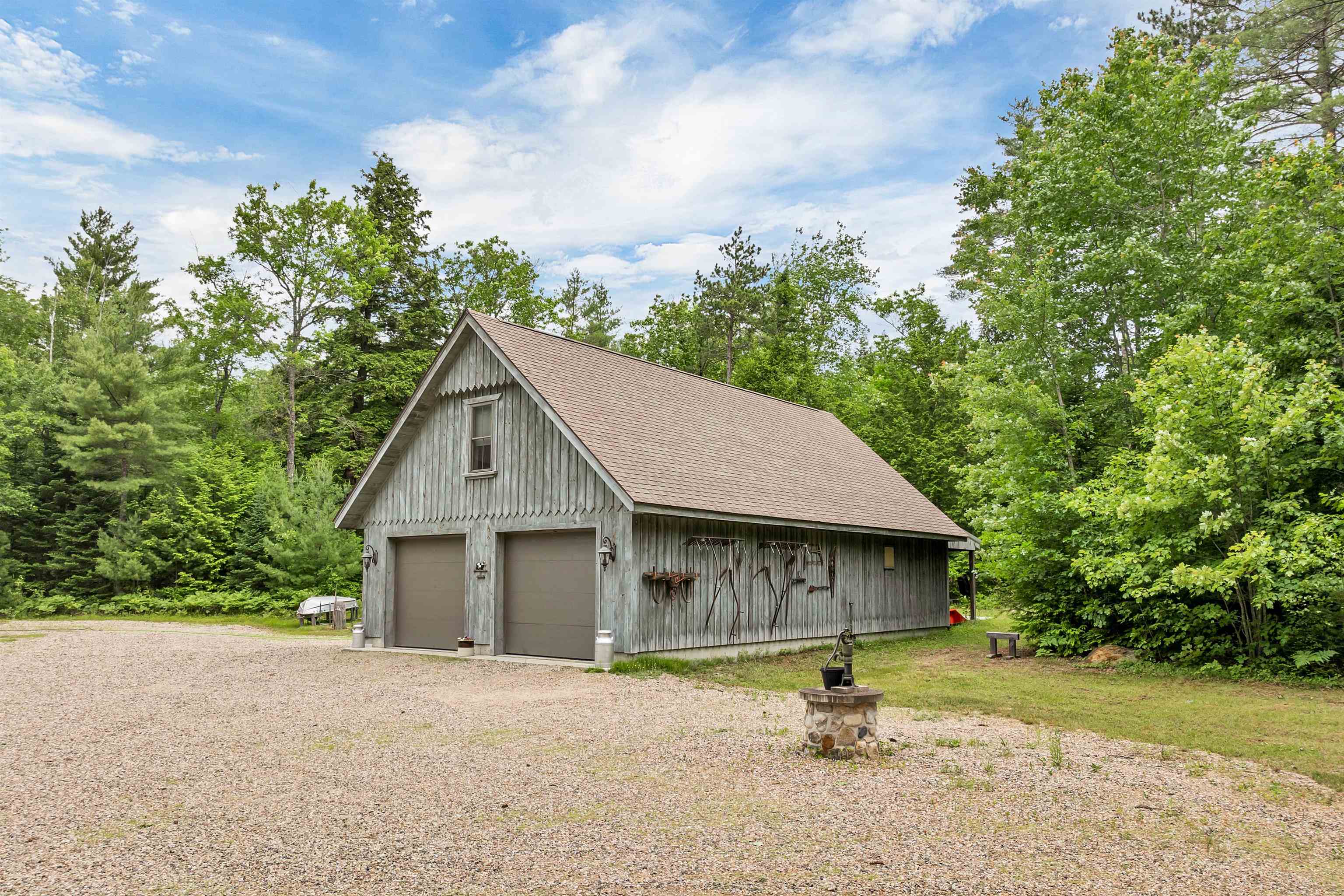 185 Huntress Bridge Road