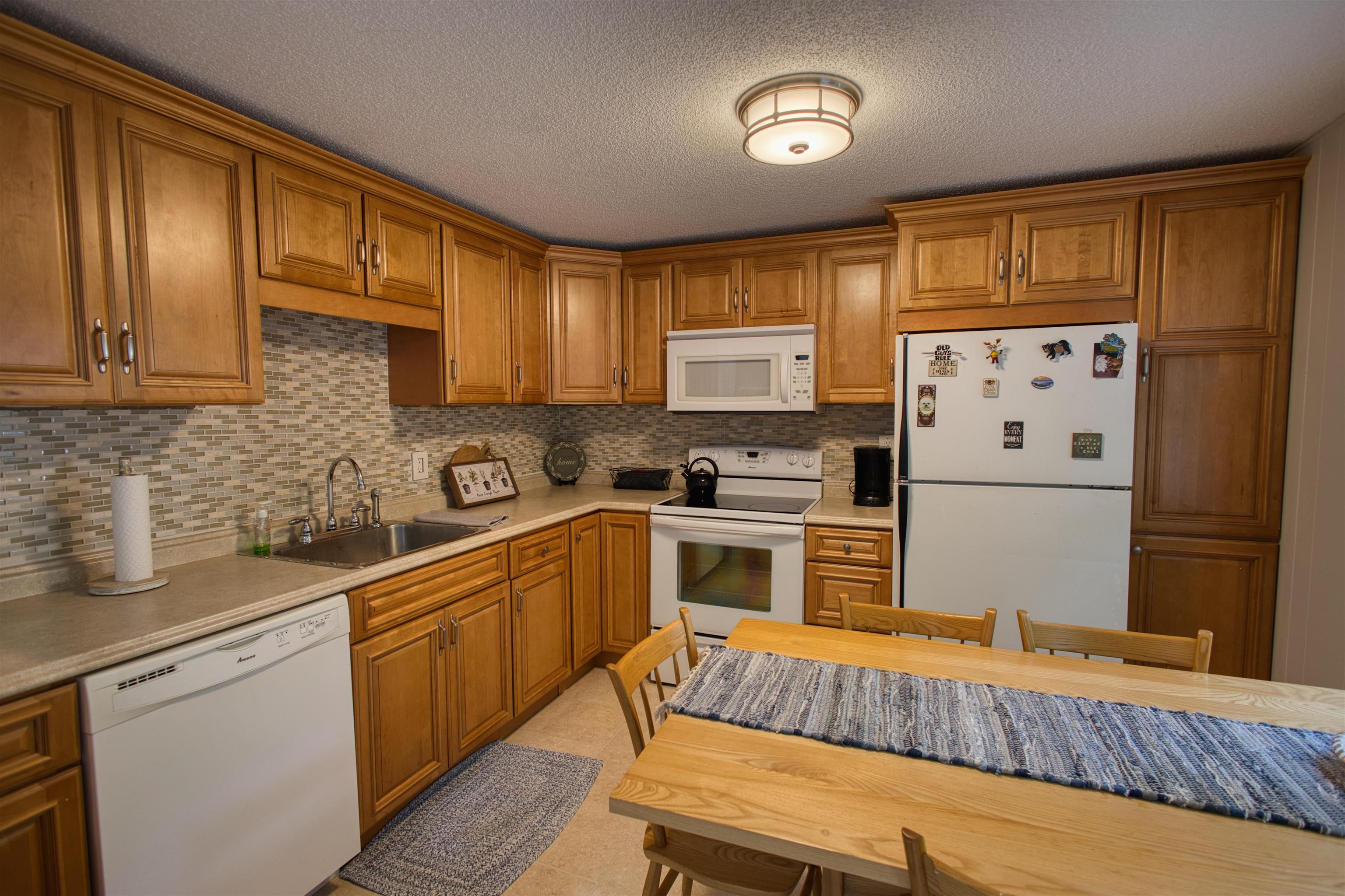 11 Oakwood Drive