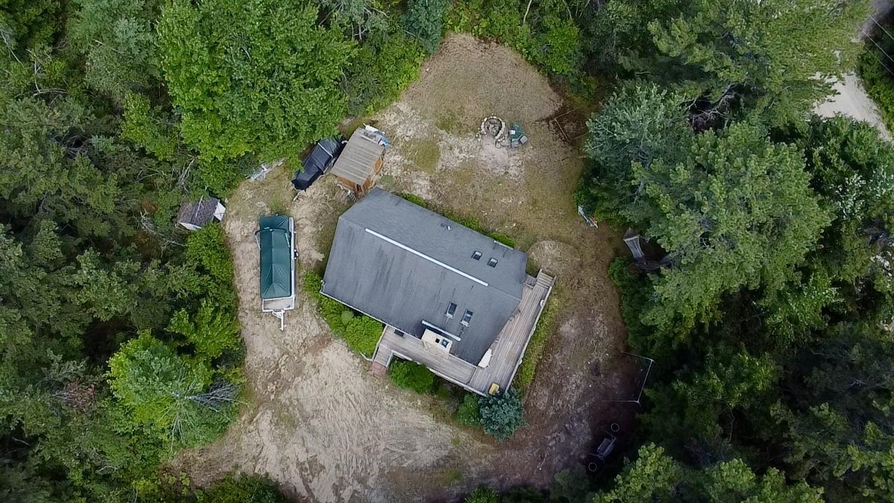 237 Pequawket Trail