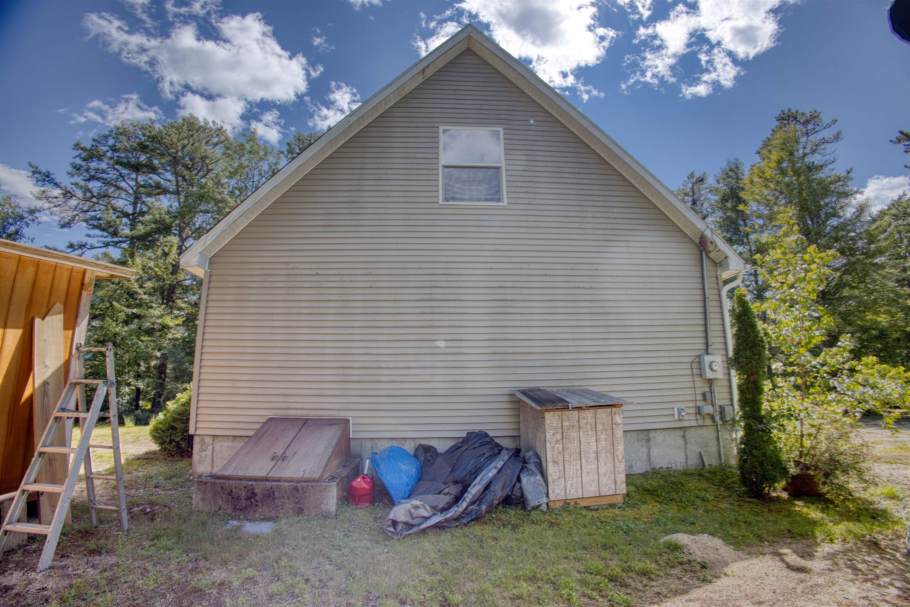 237 Pequawket Trail