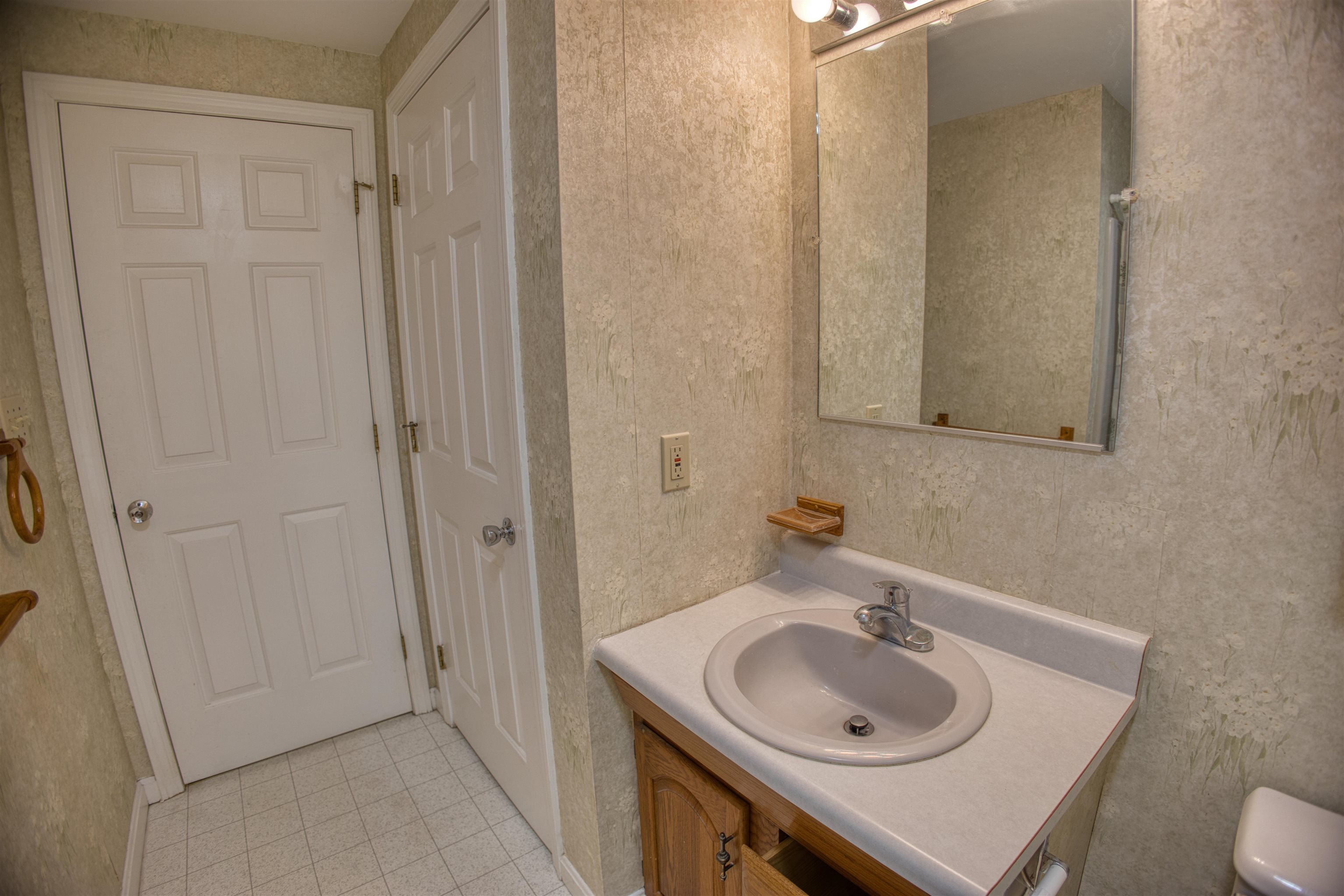 128 Washington Road Unit: 65