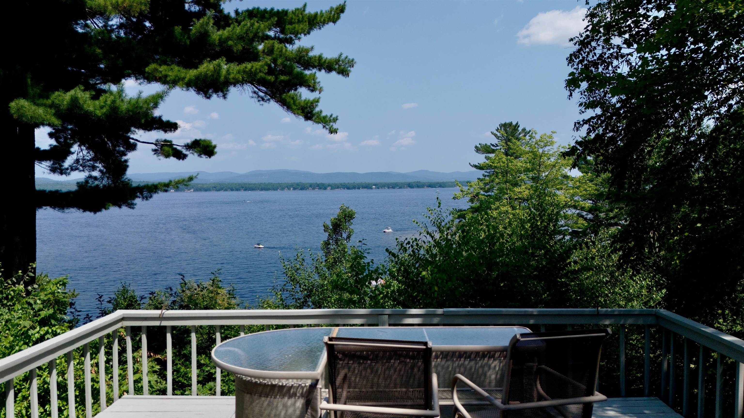 25 Bluffs Boulevard