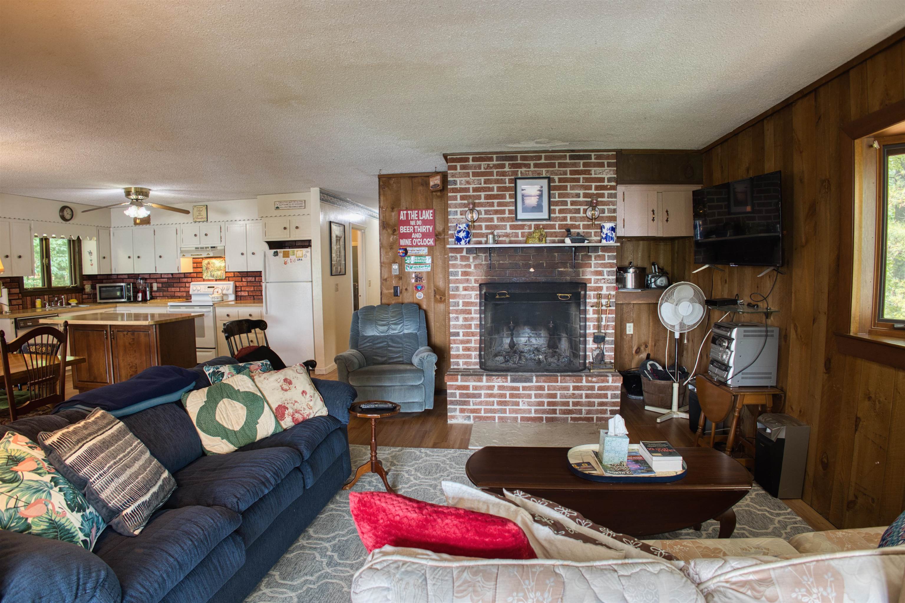 25 Bluffs Boulevard
