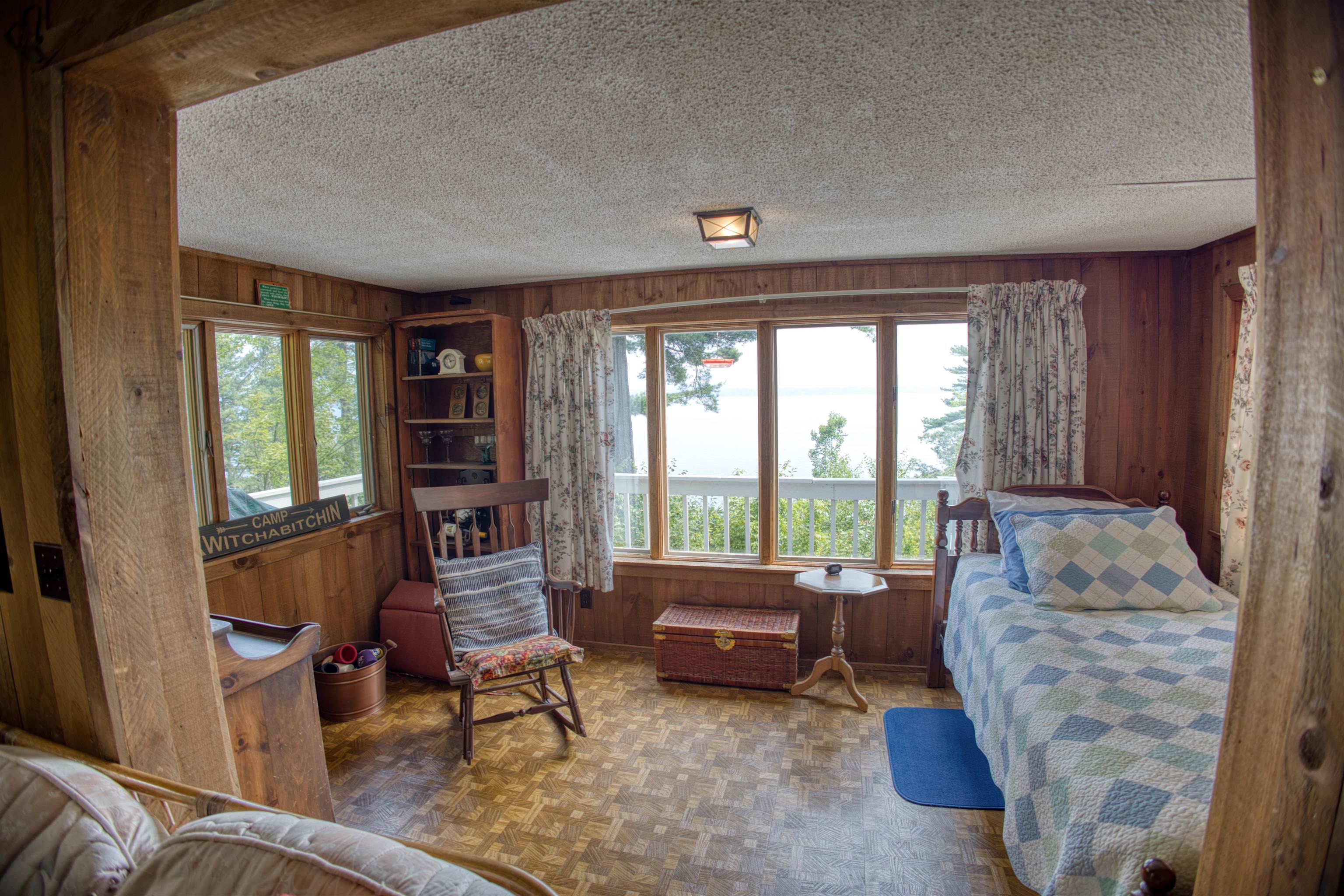 25 Bluffs Boulevard
