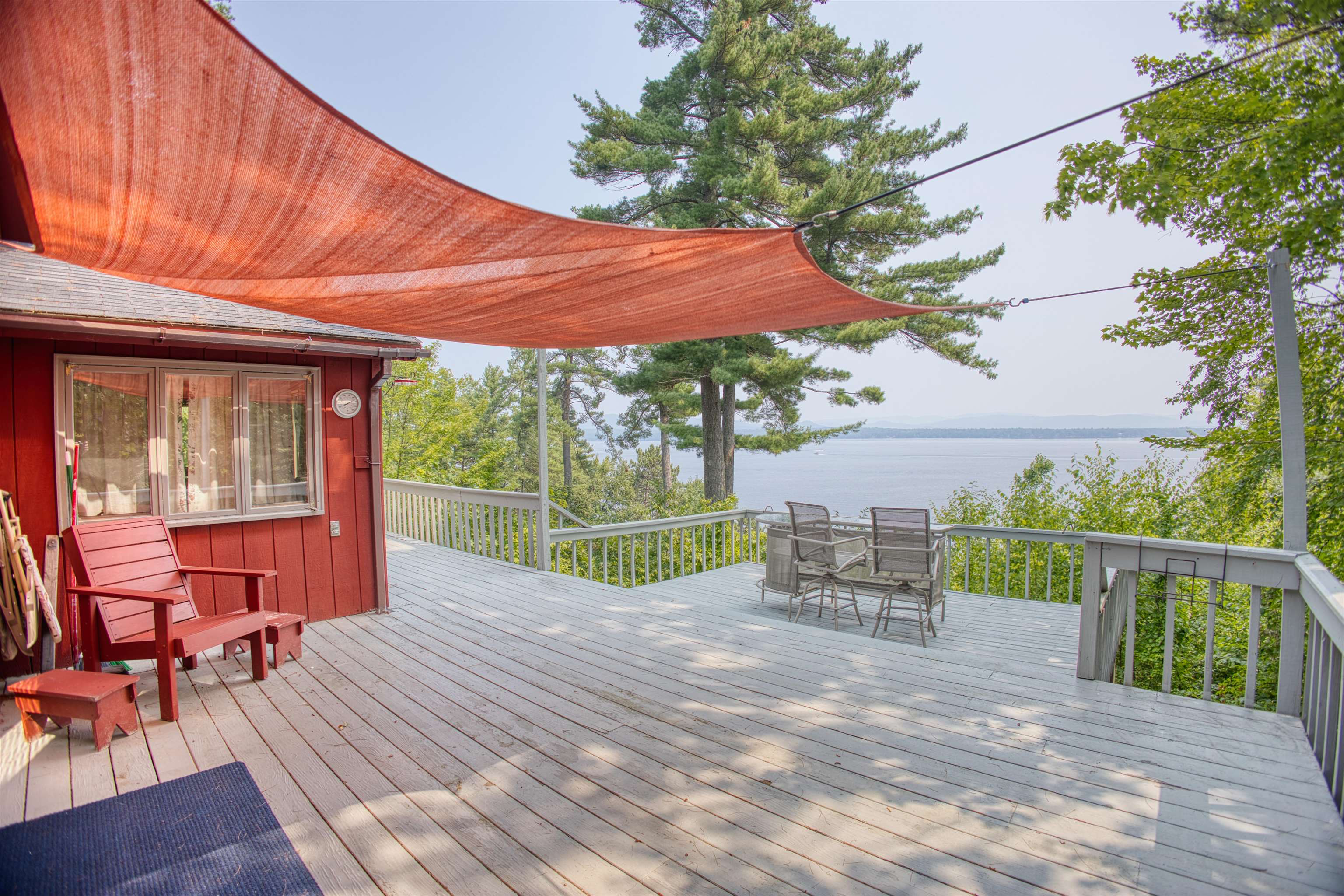 25 Bluffs Boulevard