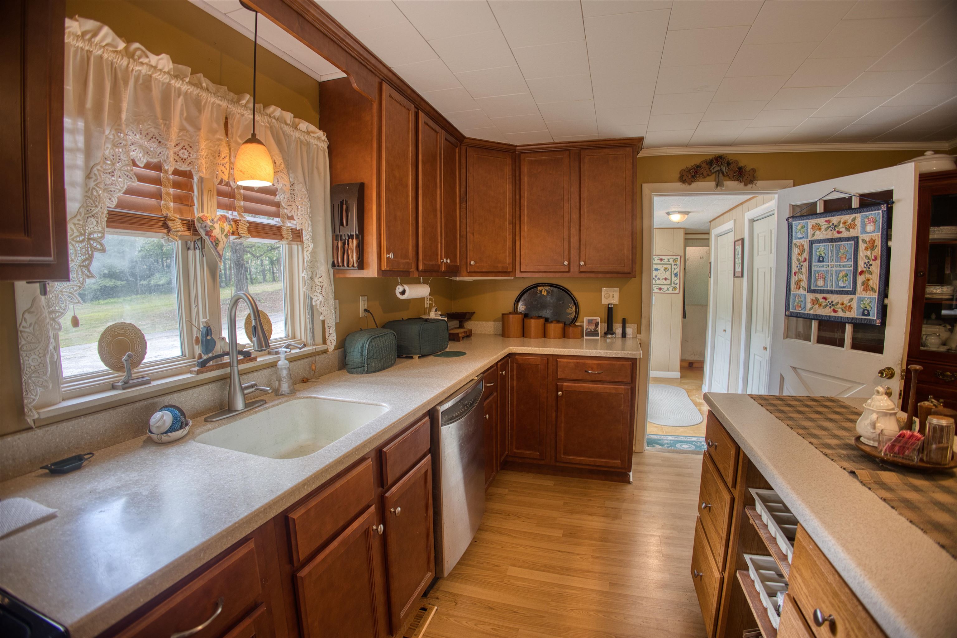 165 Browns Ridge Road