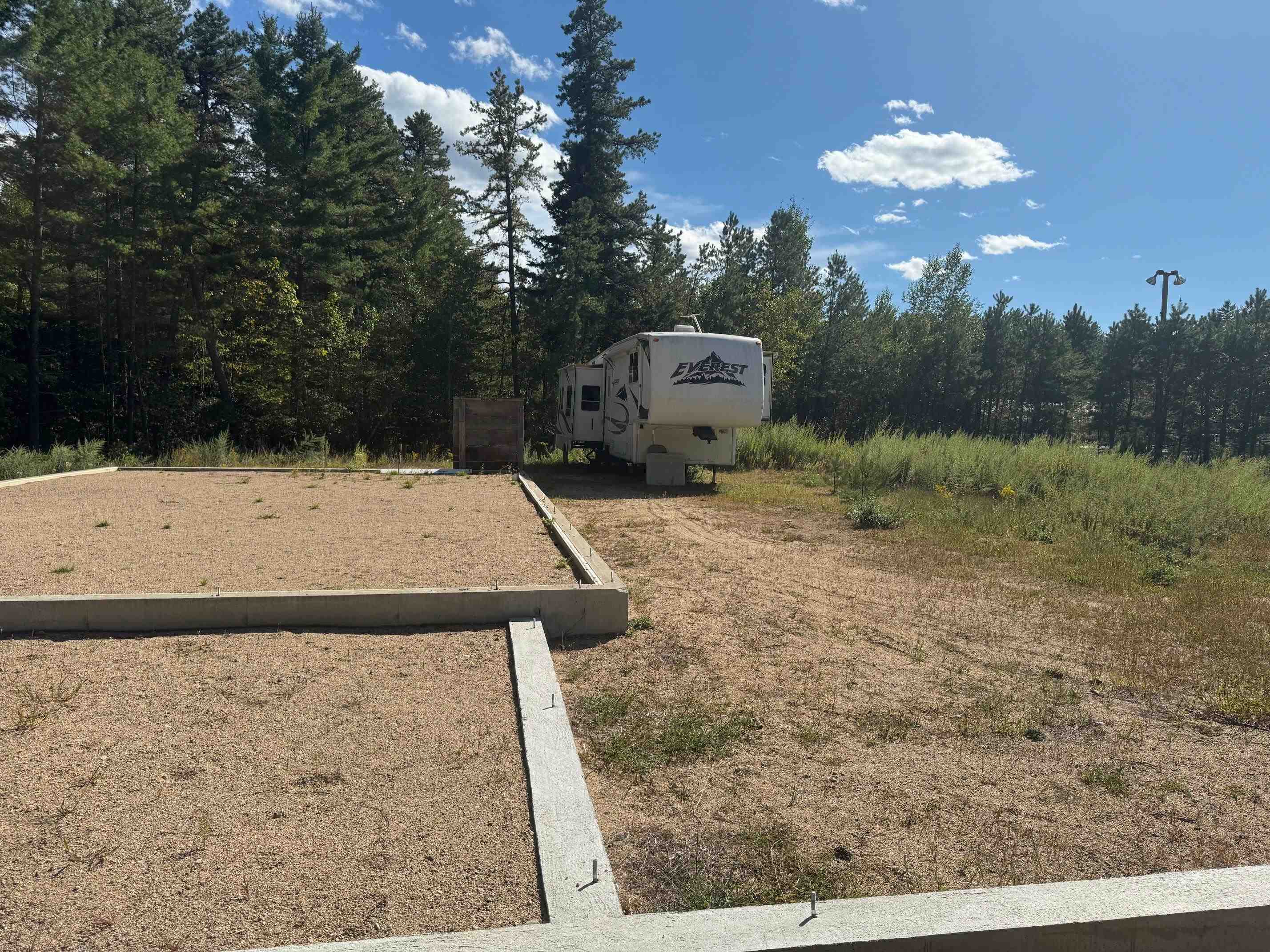 1785 White Mountain Highway