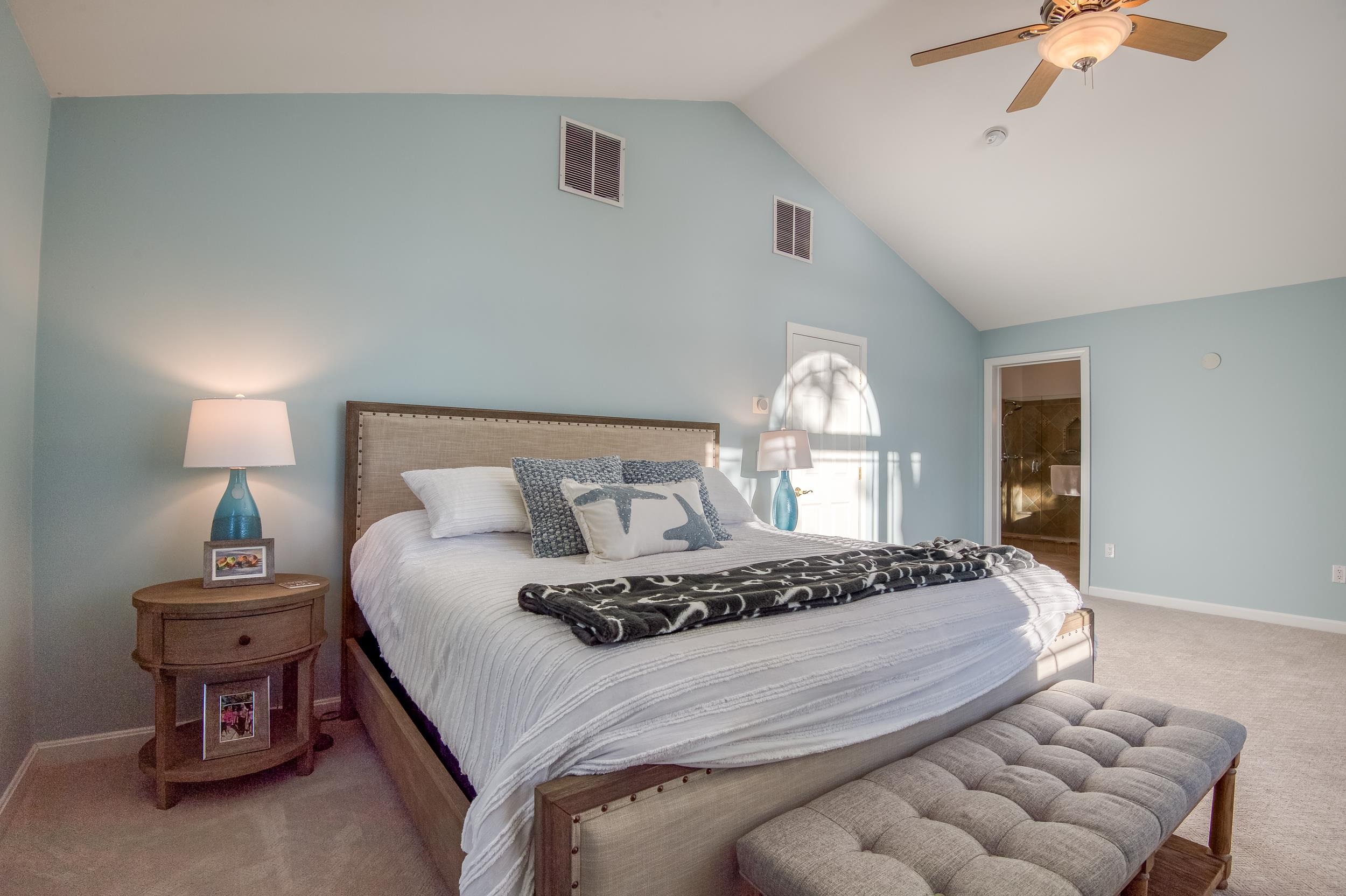 112 N Broad Bay Road