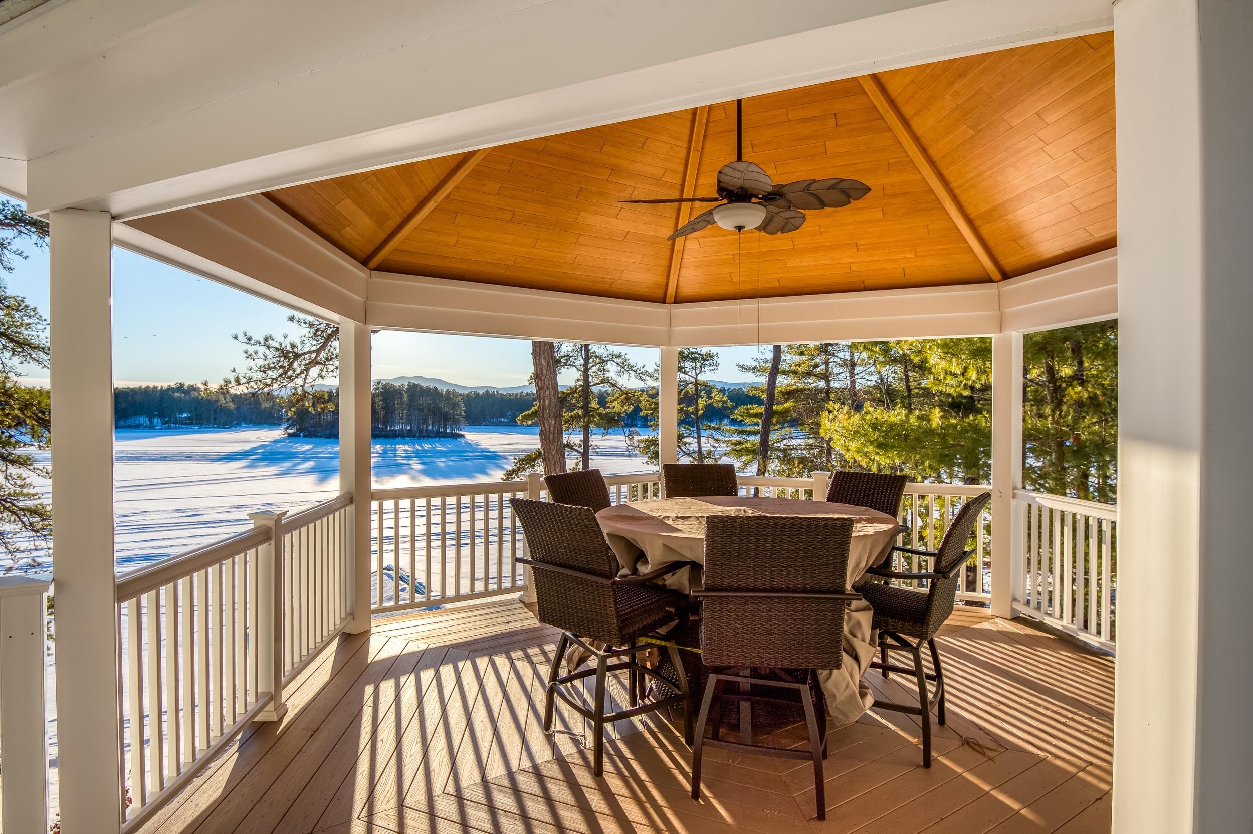 112 N Broad Bay Road