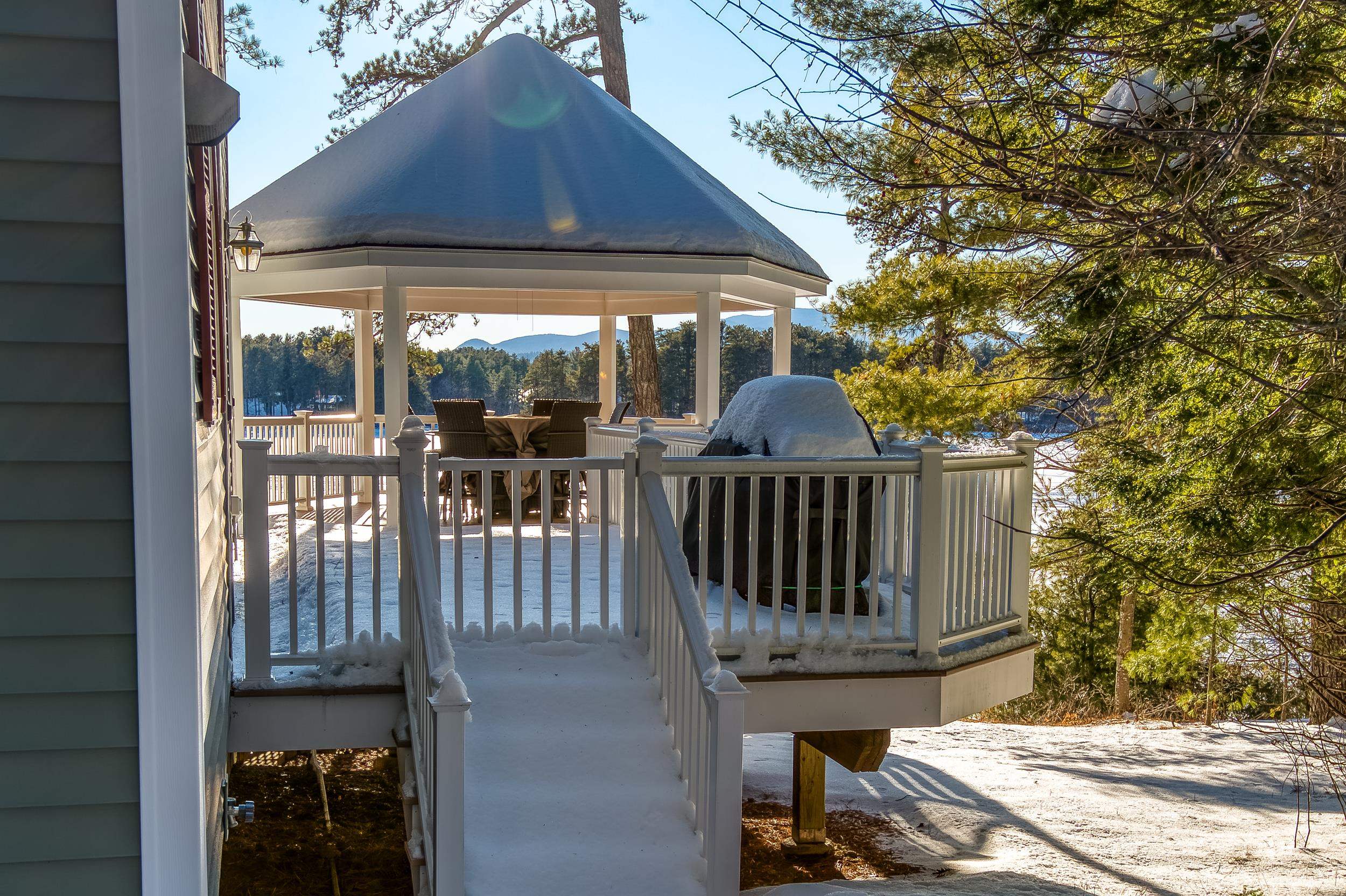 112 N Broad Bay Road