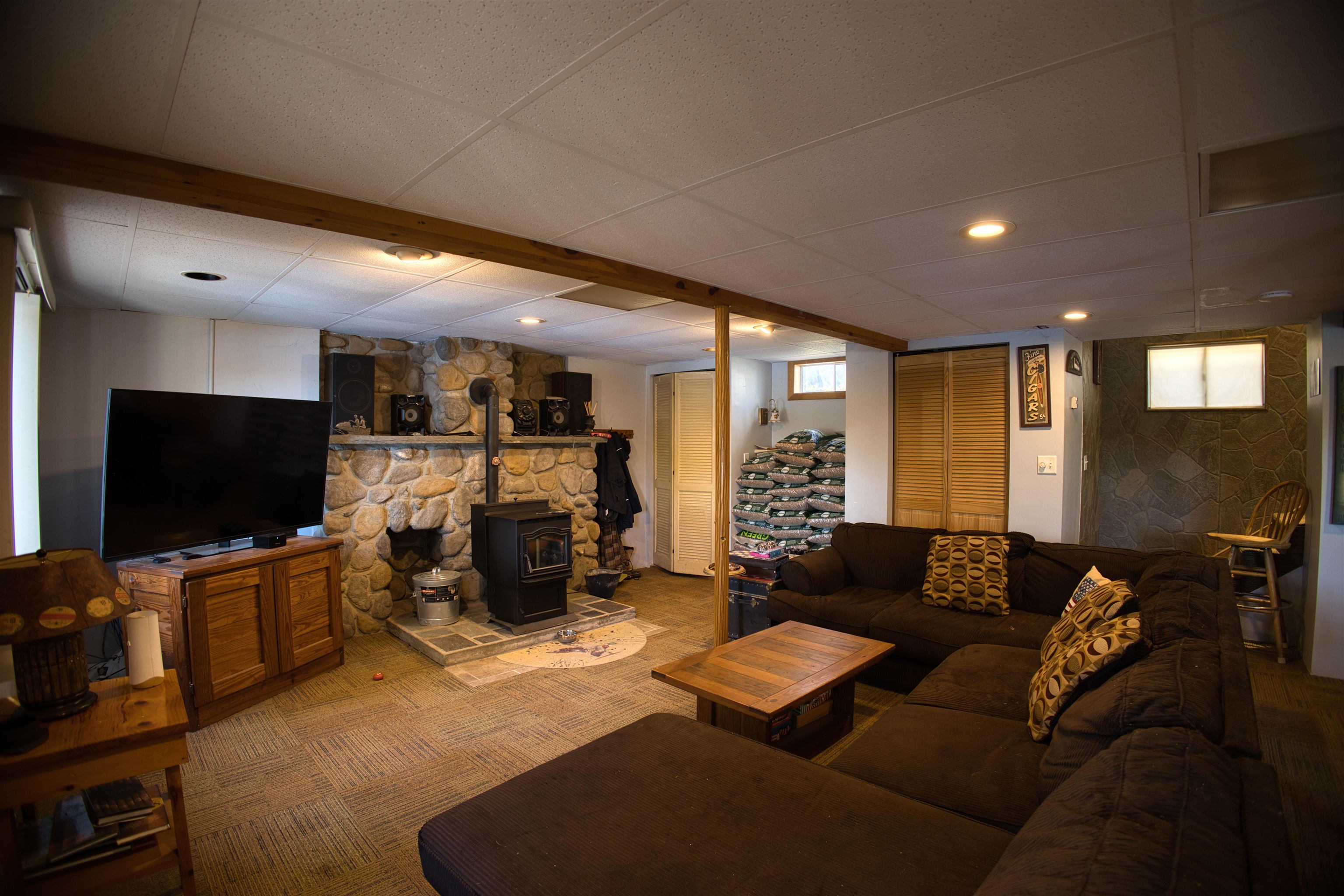 9 Abenaki Drive