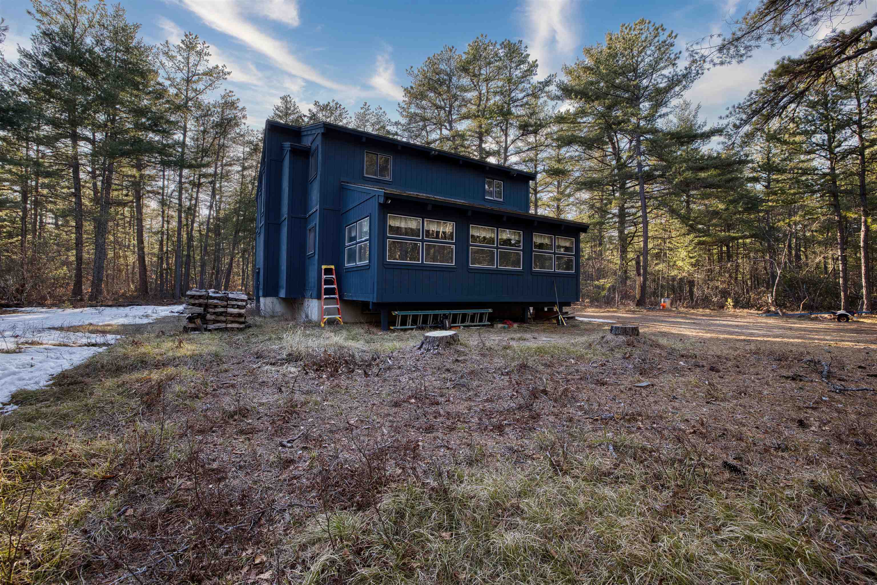 6 Pleasant Drive