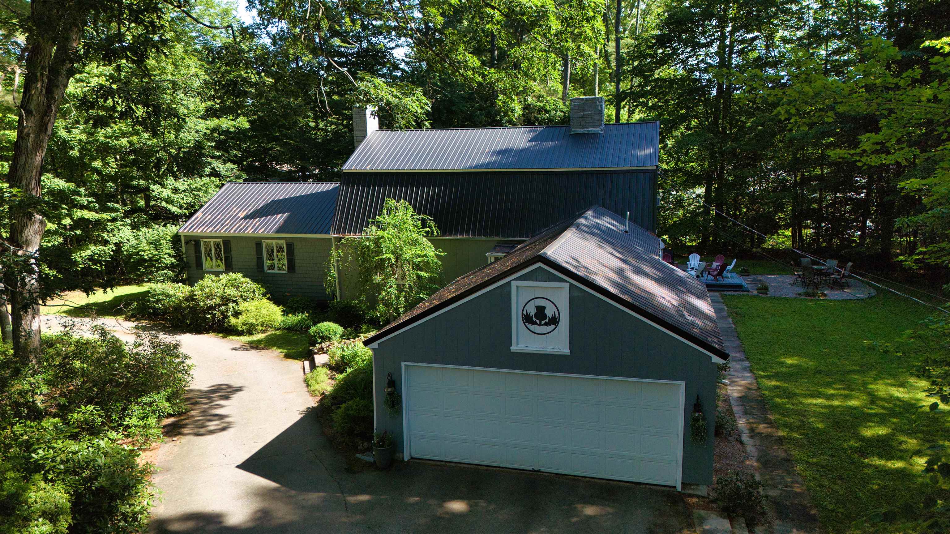 11 Robin Acres Drive