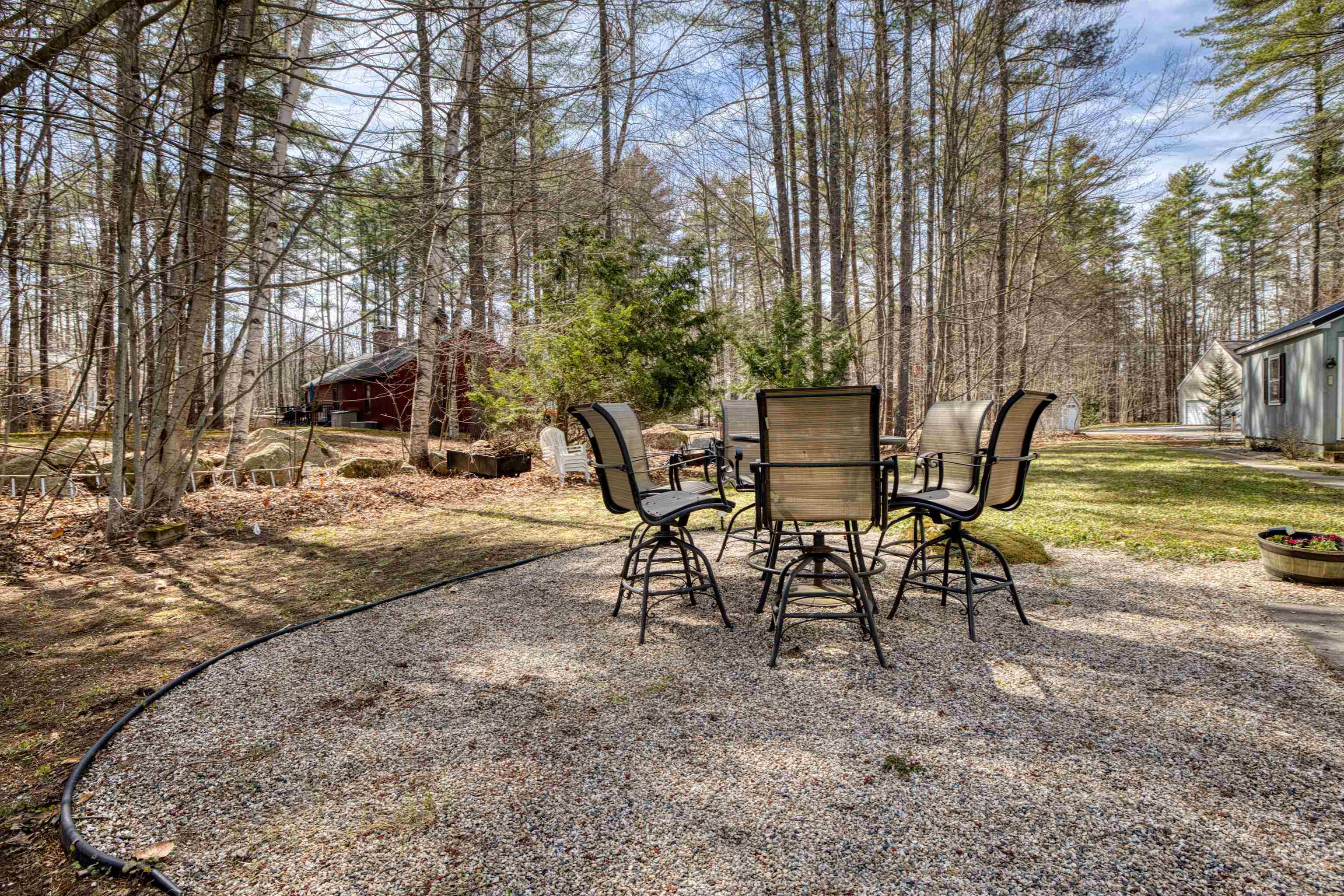 11 Robin Acres Drive