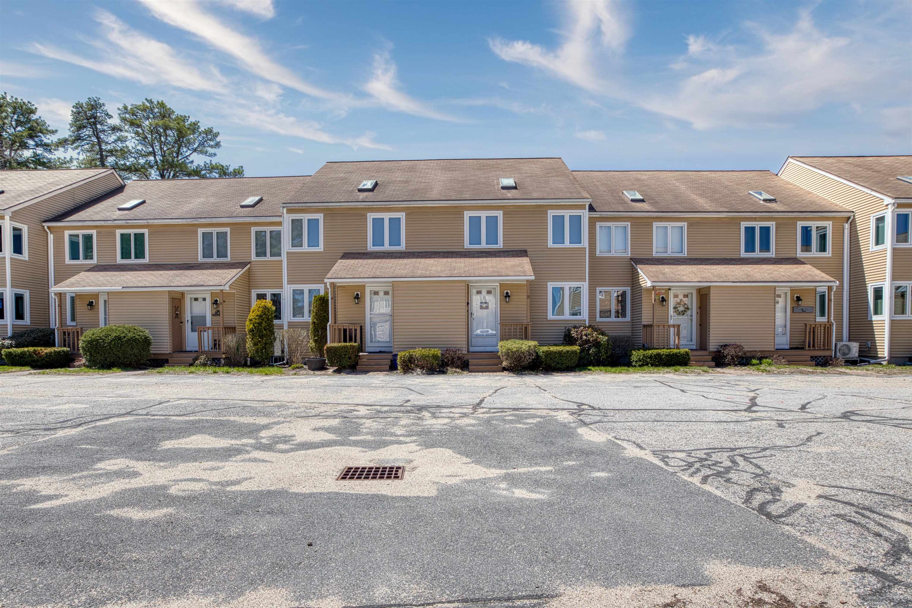 50 Patch Pond Road Unit: 13
