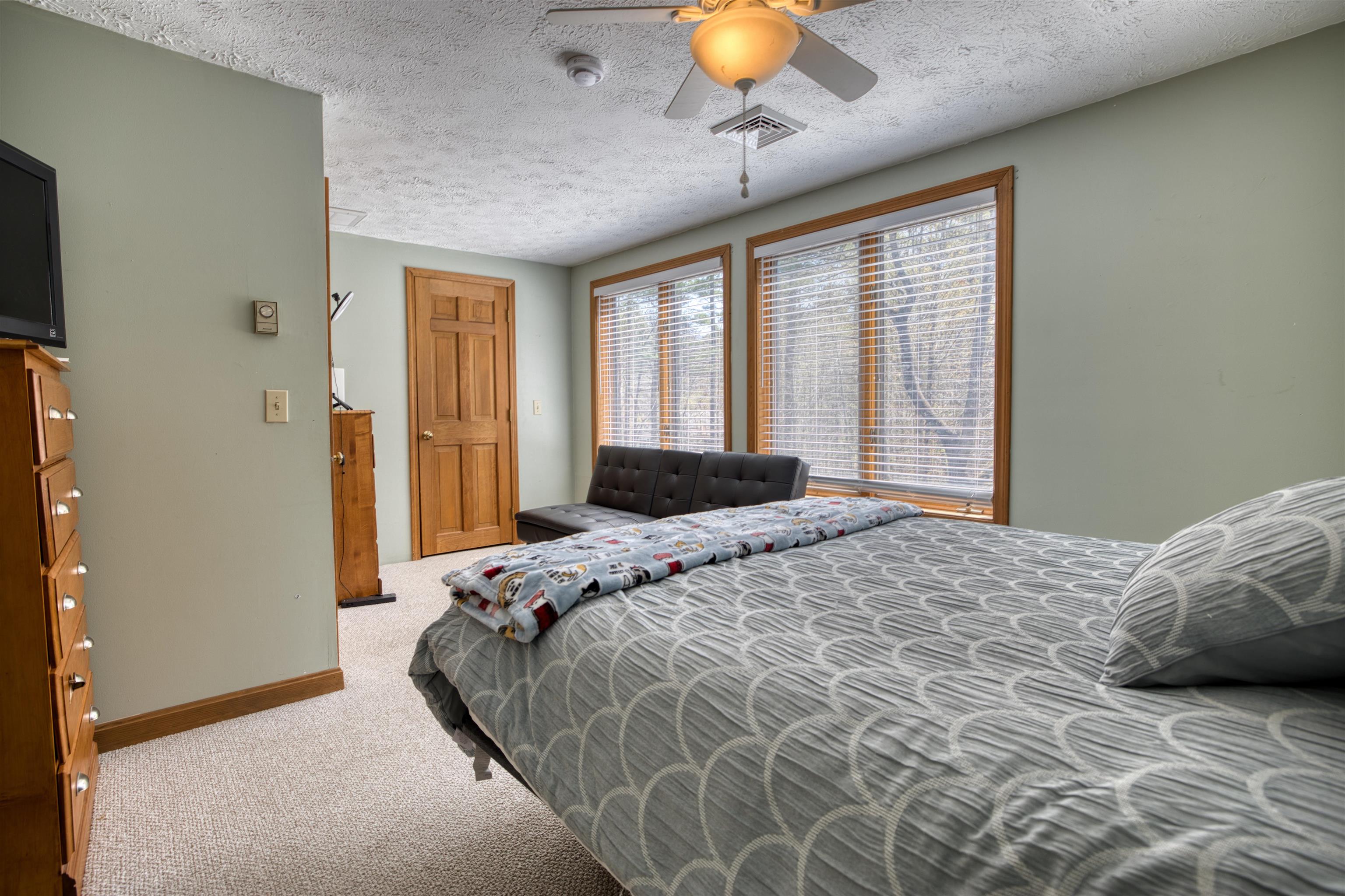 14 Oakwood Drive
