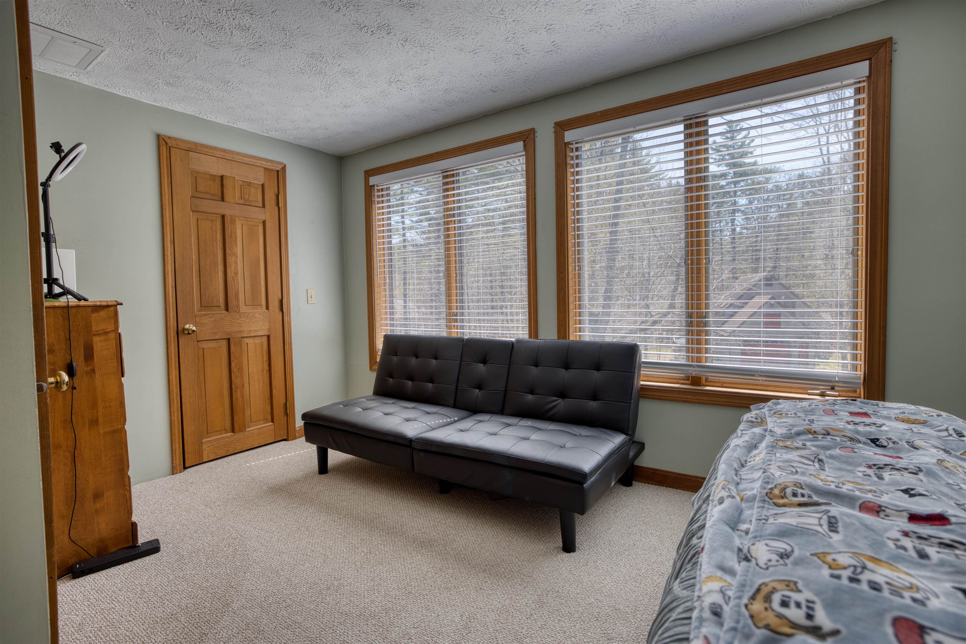 14 Oakwood Drive