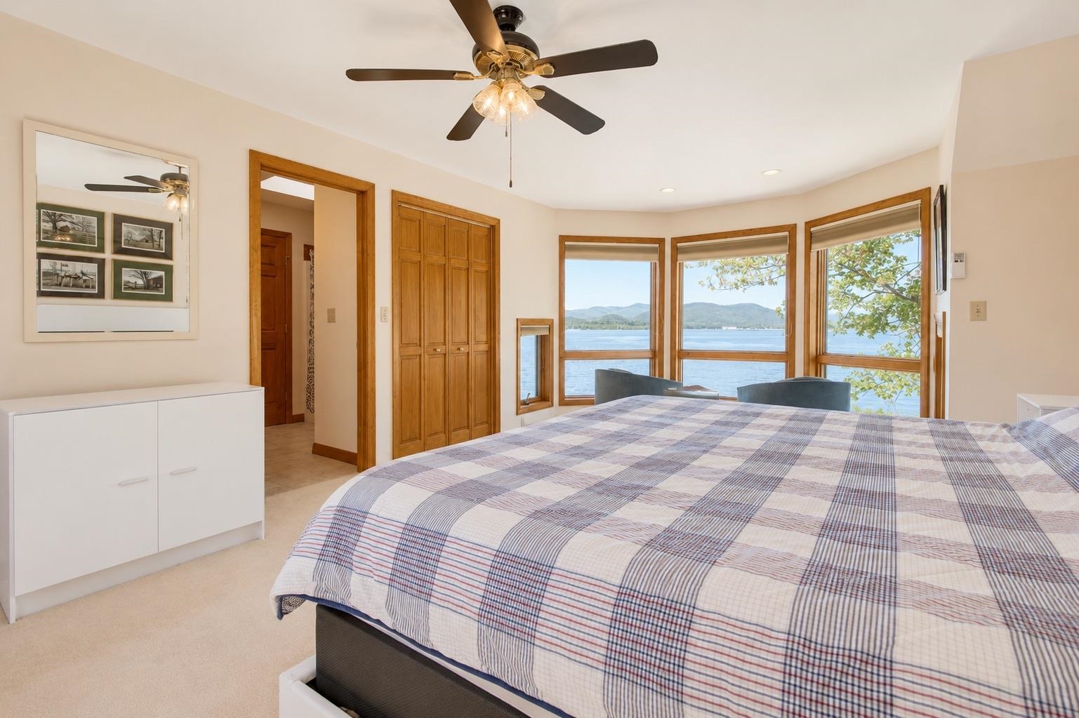 44 Long Sands Road