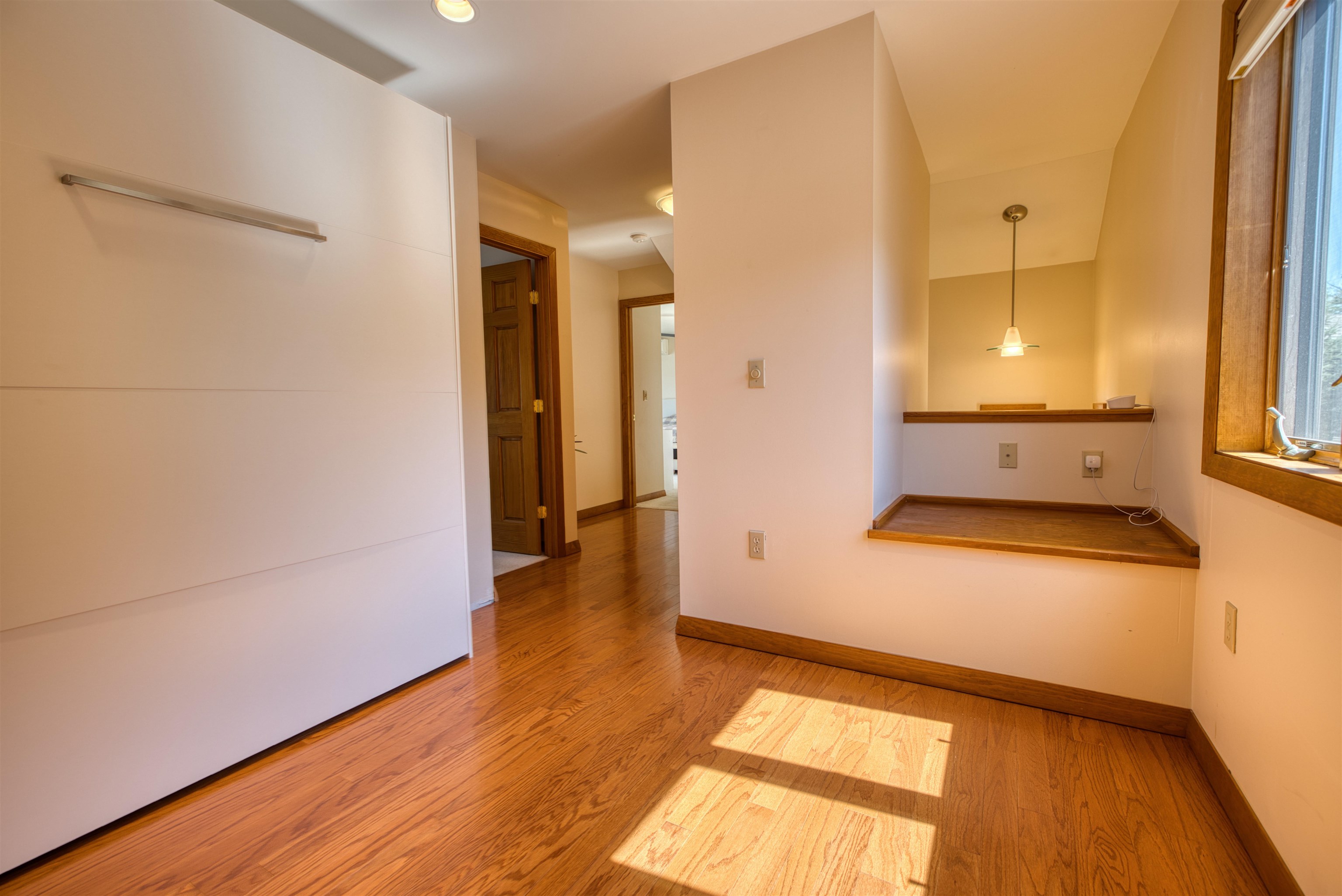 44 Long Sands Road
