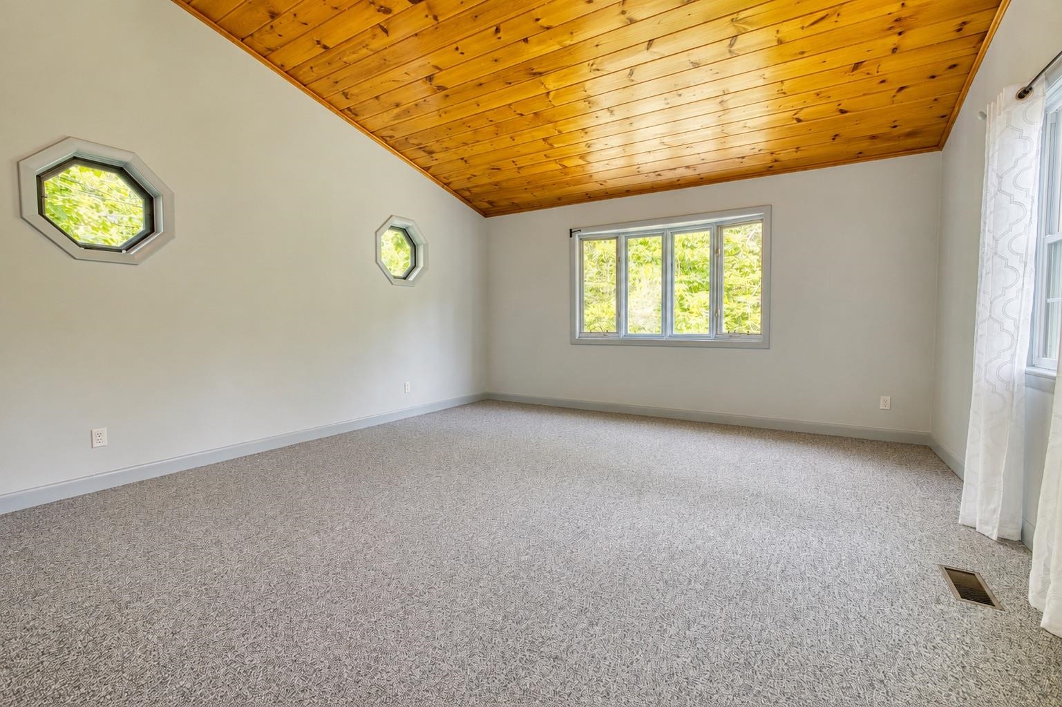 160 Browns Ridge Road