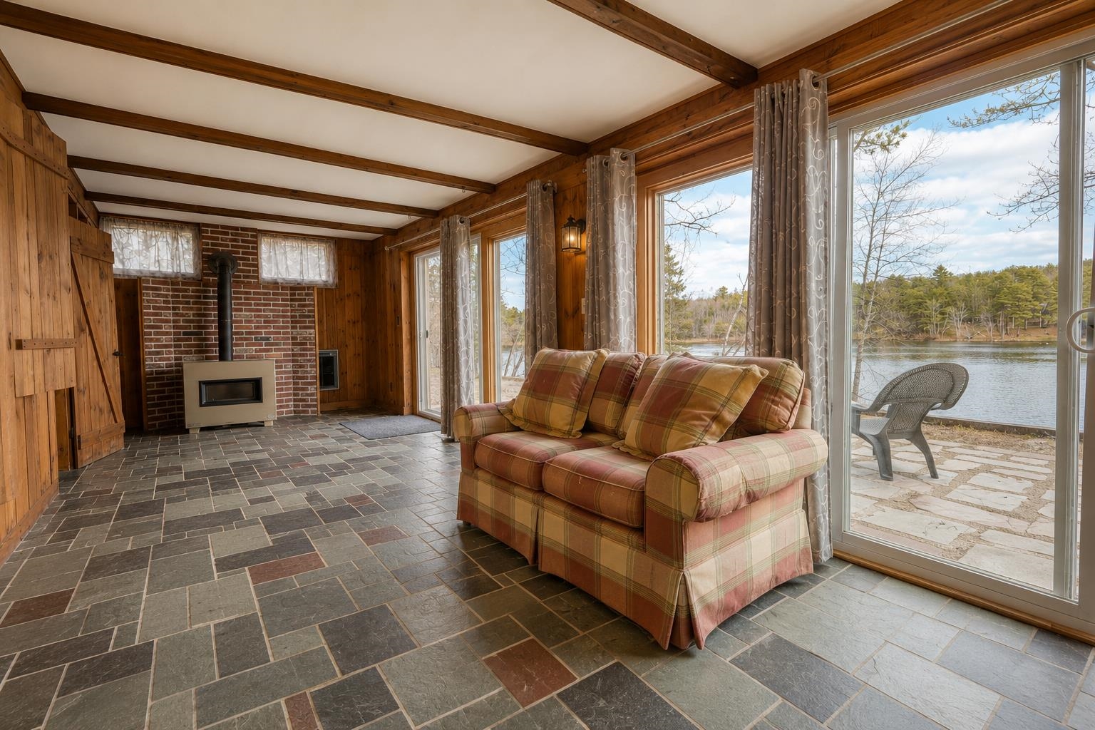 107 W Bay Road