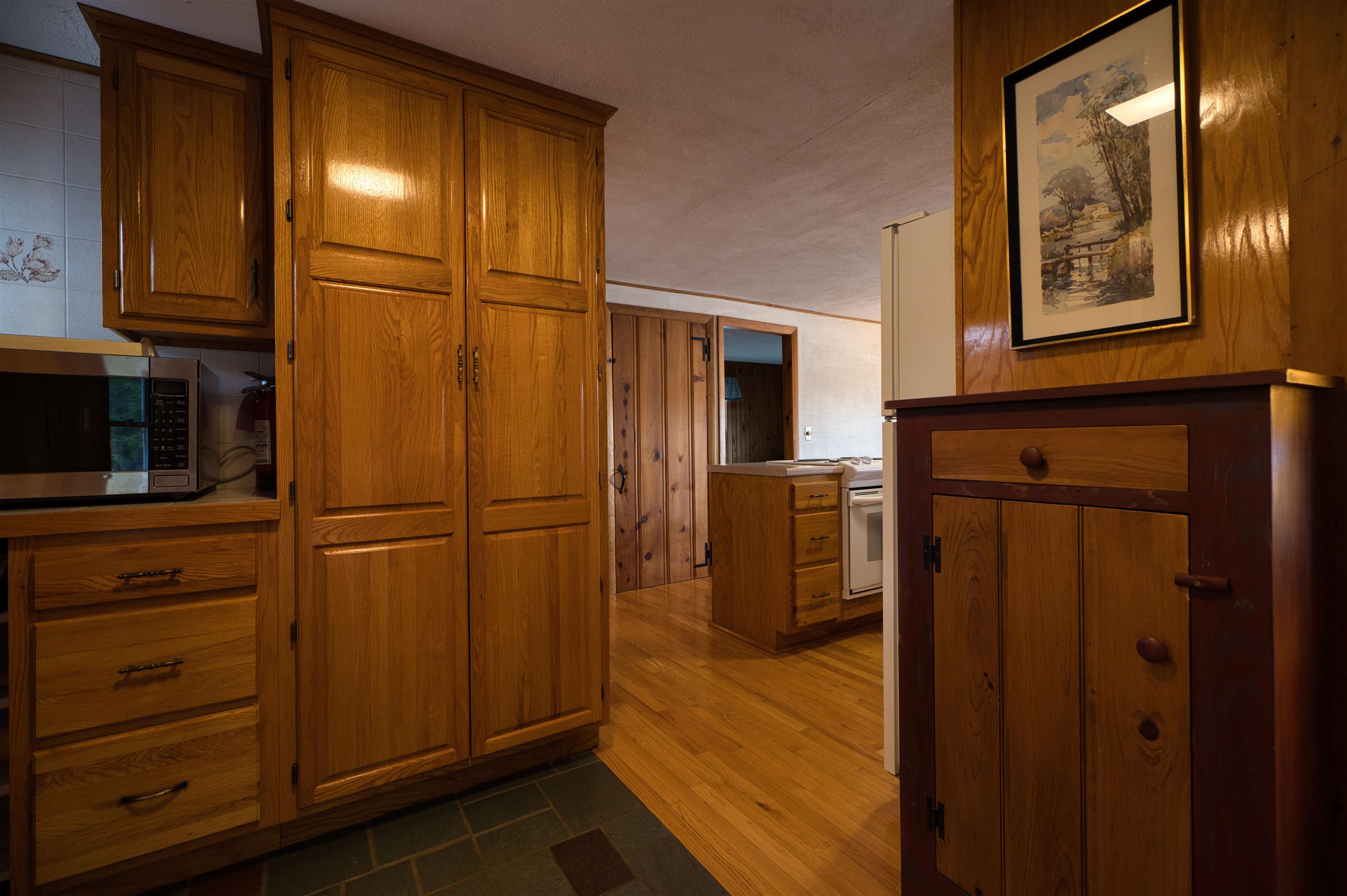 107 W Bay Road