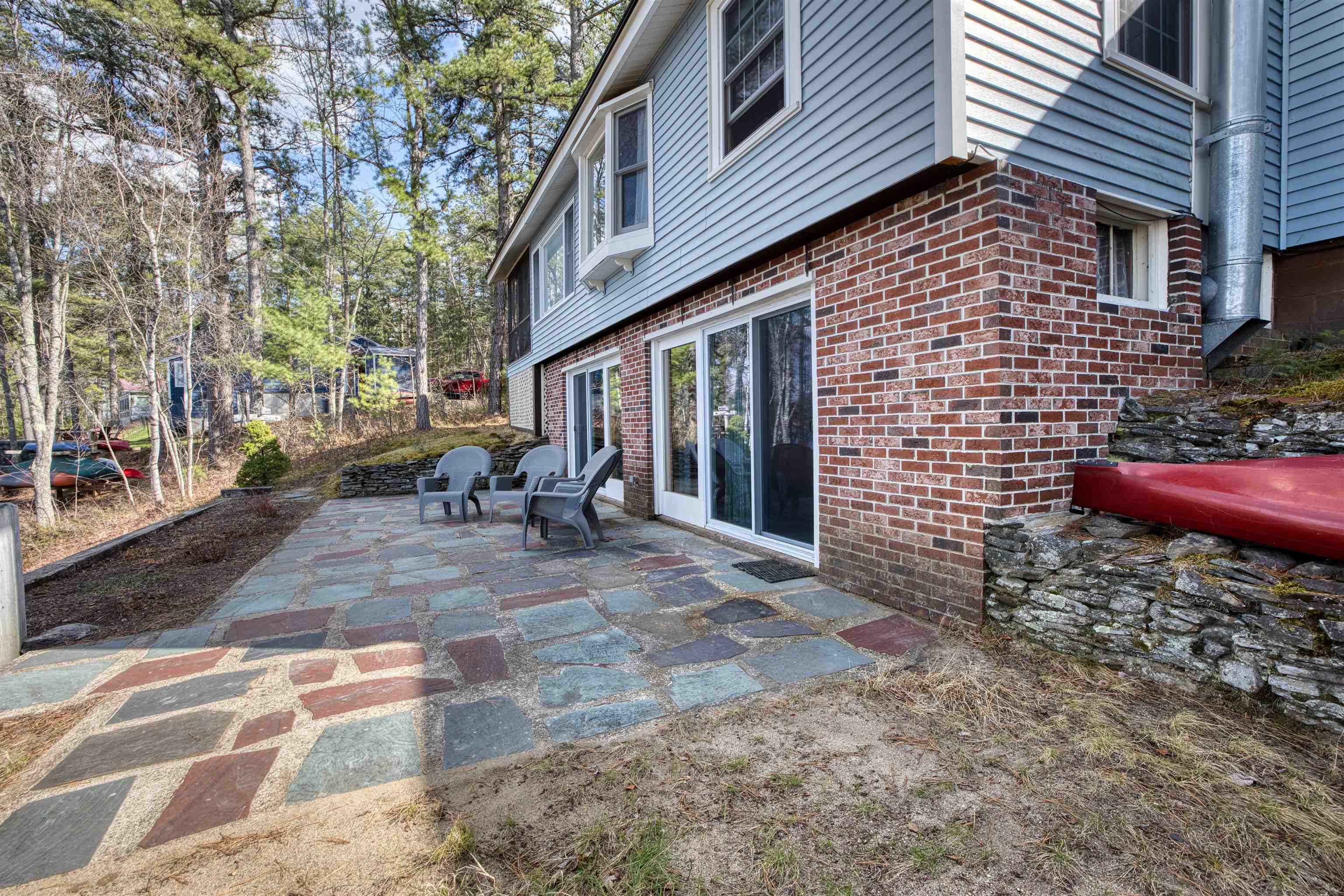 107 W Bay Road