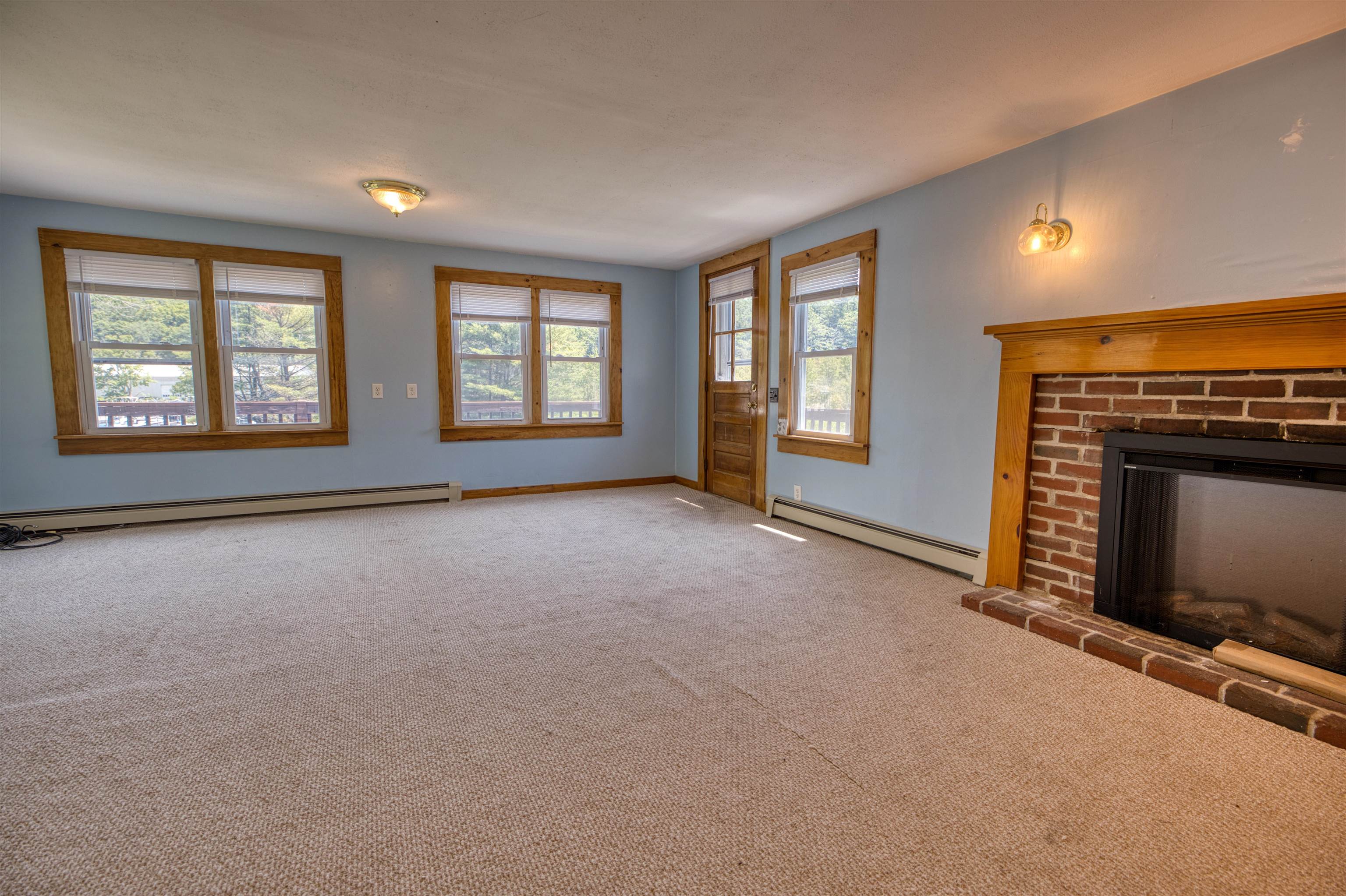 23 Riverlake Street