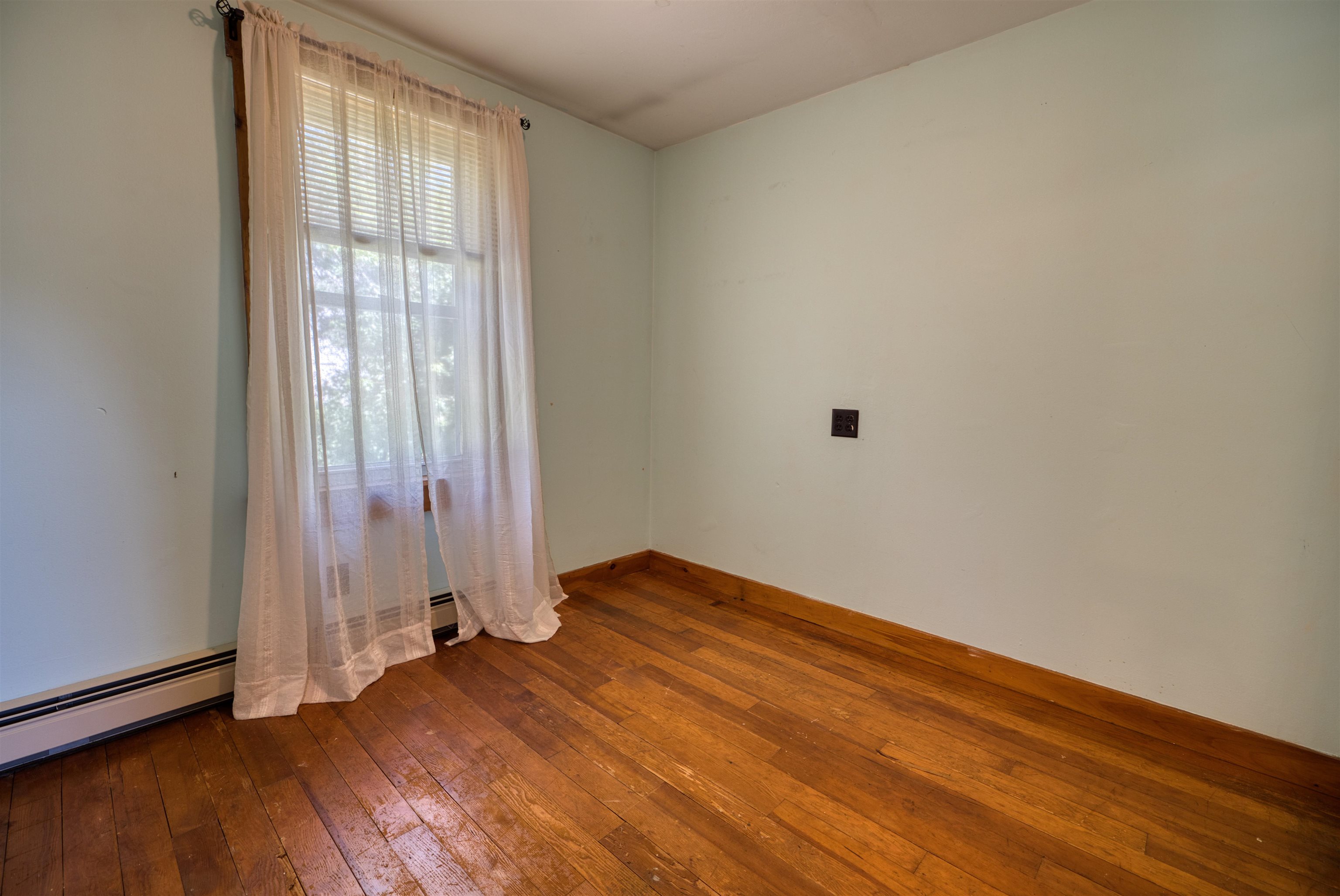 23 Riverlake Street
