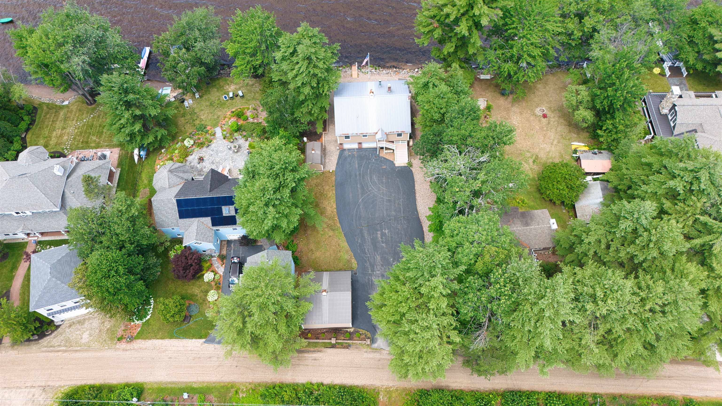 52 Long Sands Road