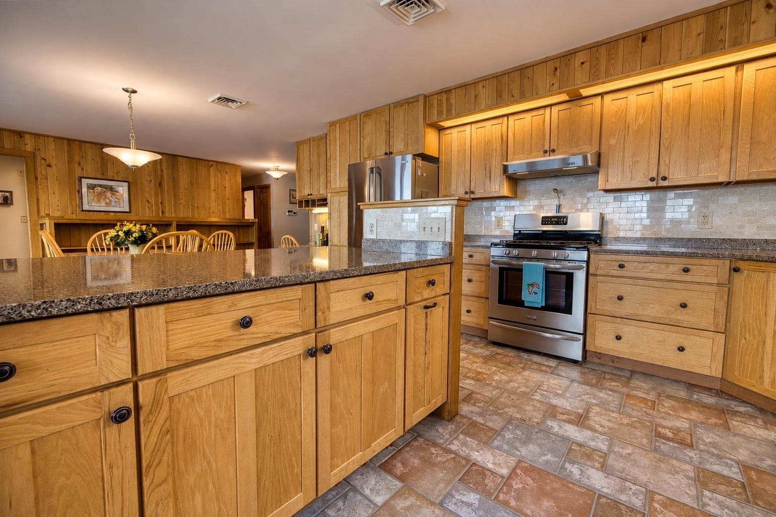 52 Long Sands Road