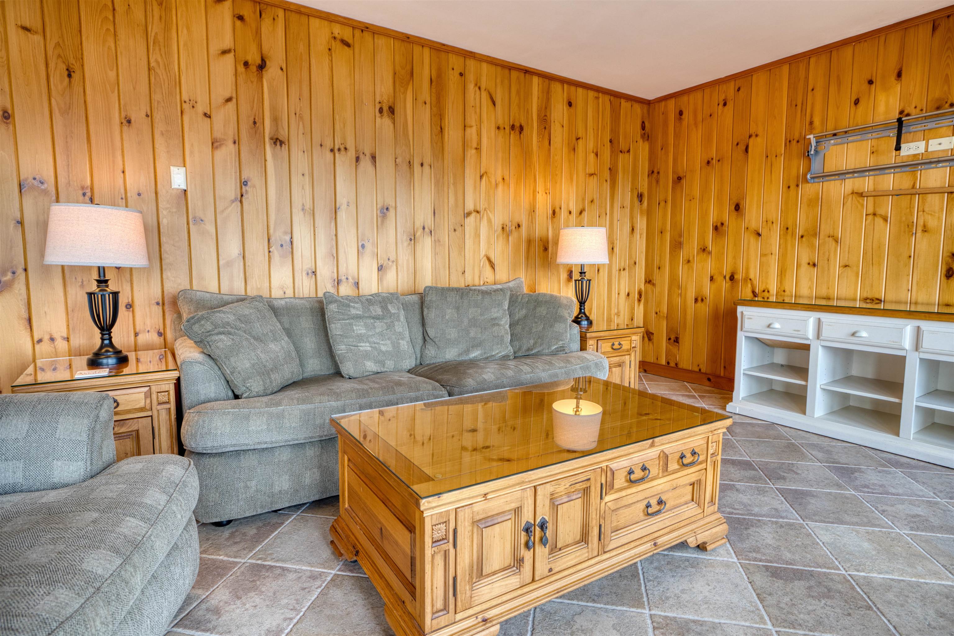 52 Long Sands Road