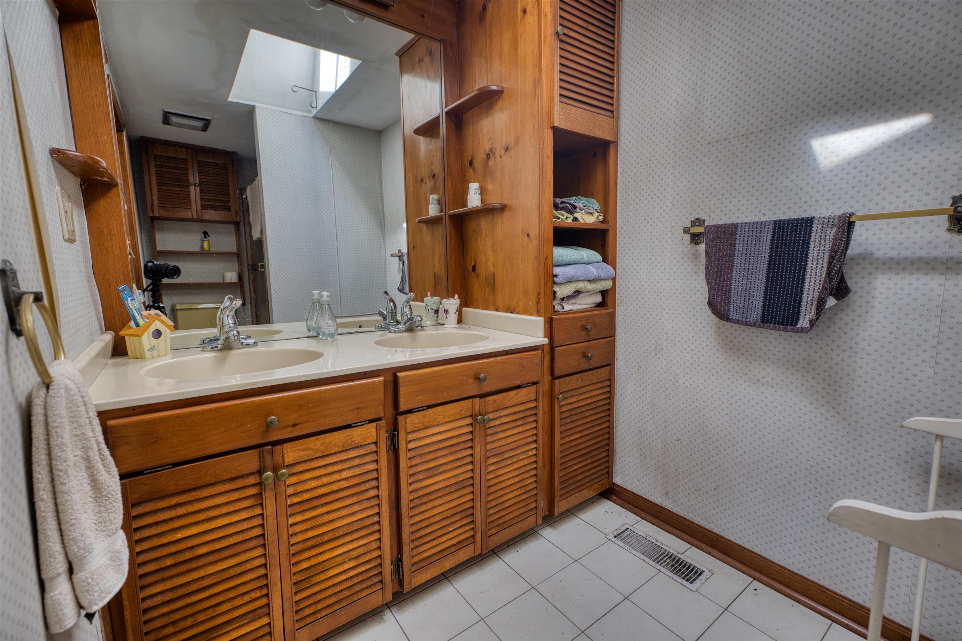 148 Leavitt Road