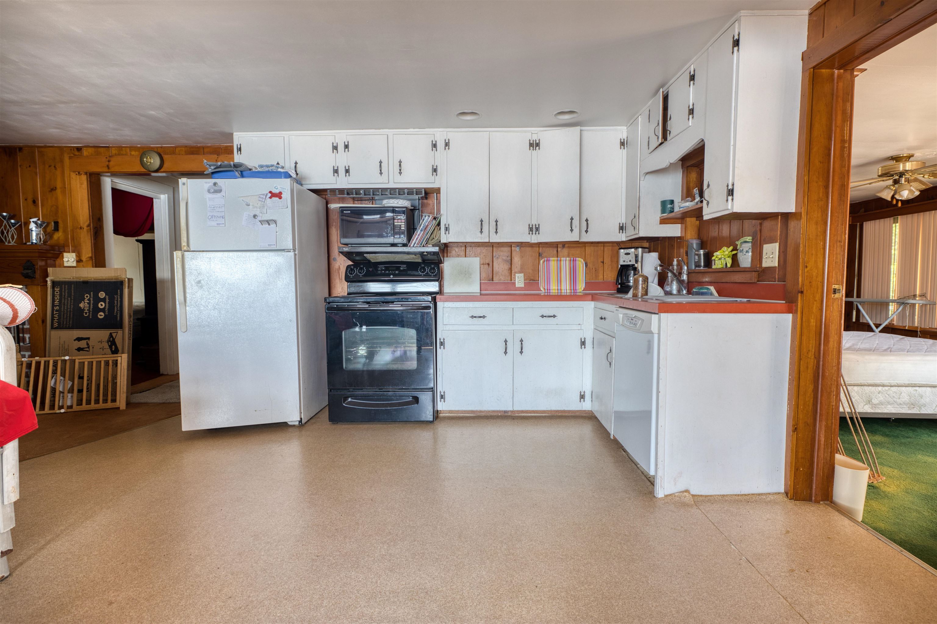 148 Leavitt Road