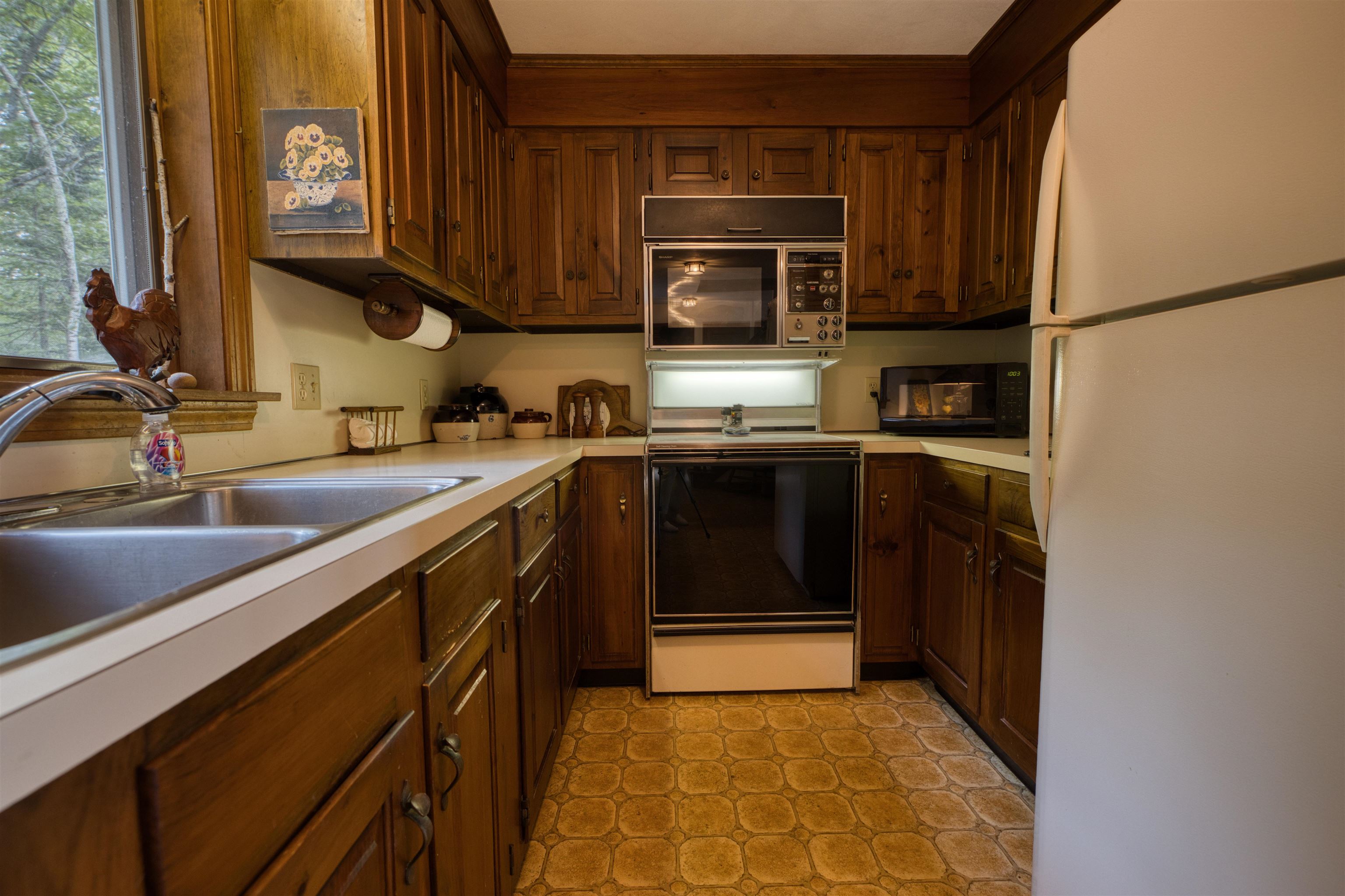 436 Pequawket Trail