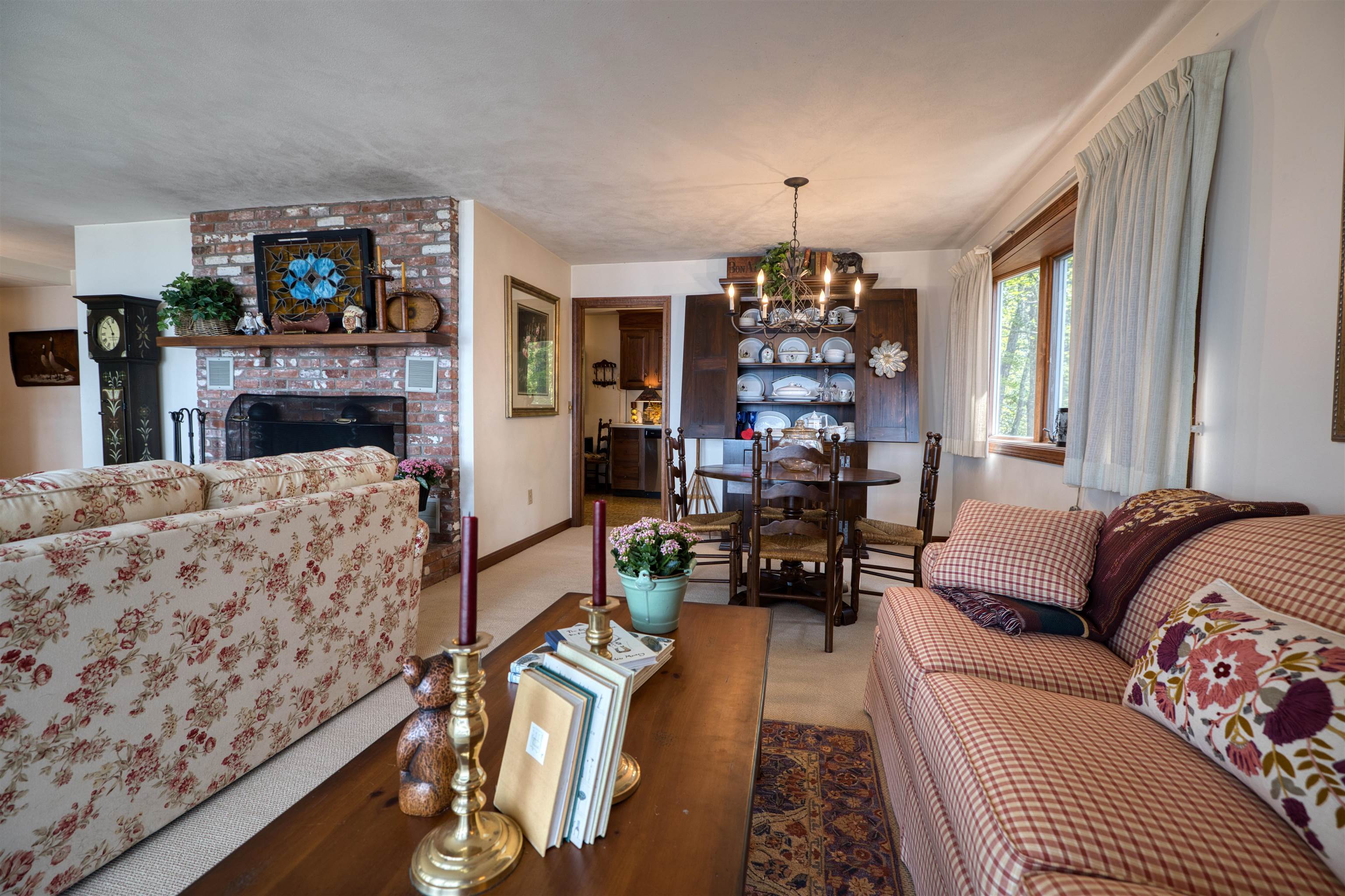 436 Pequawket Trail