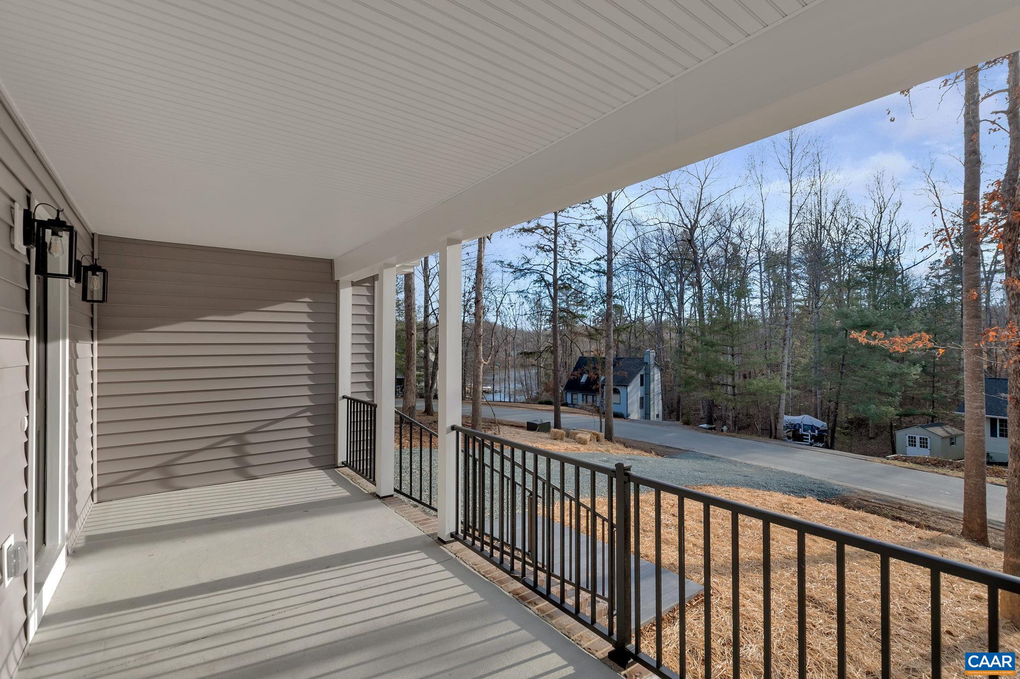 13A LONG LEAF LN