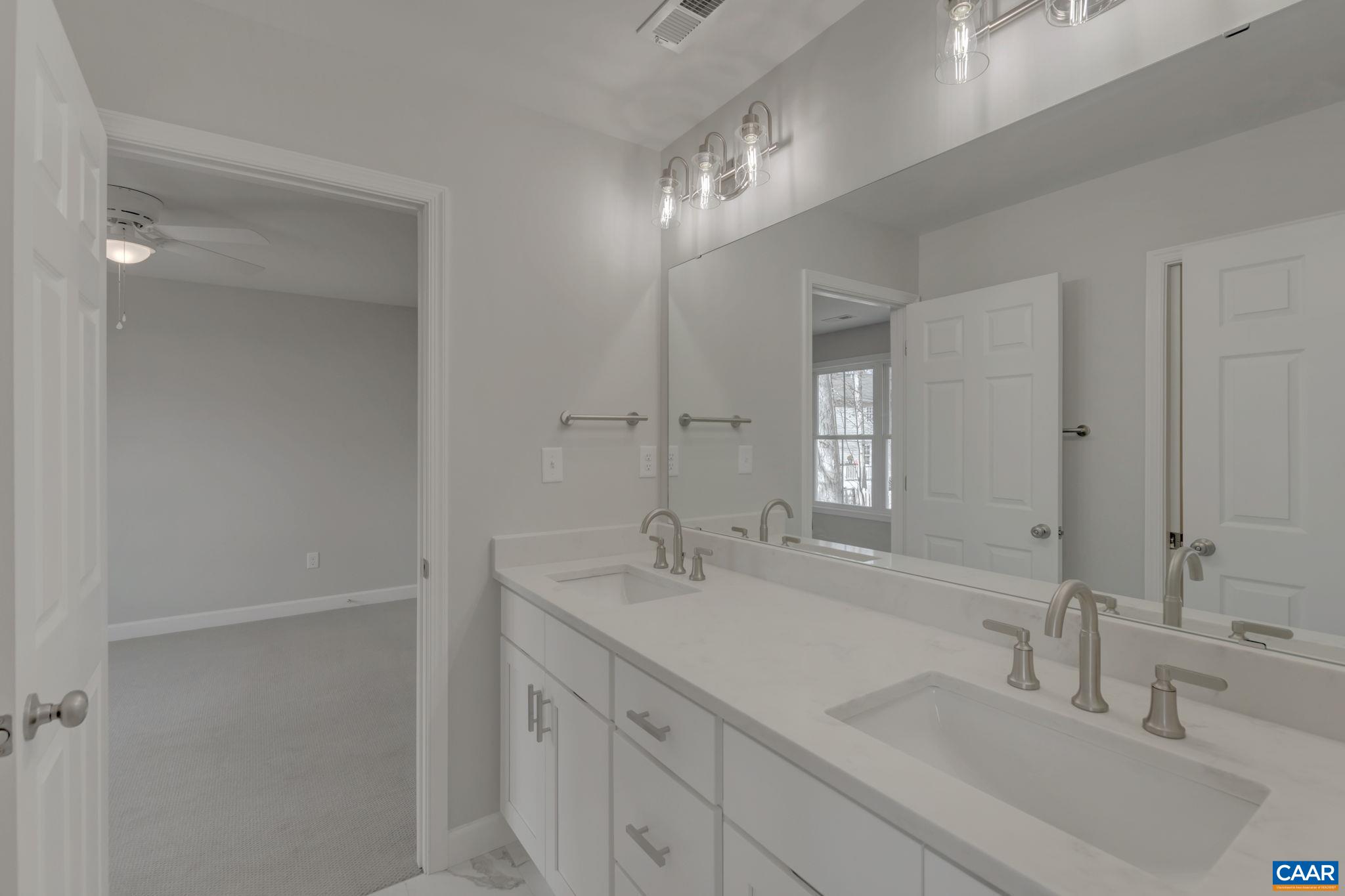 13A LONG LEAF LN
