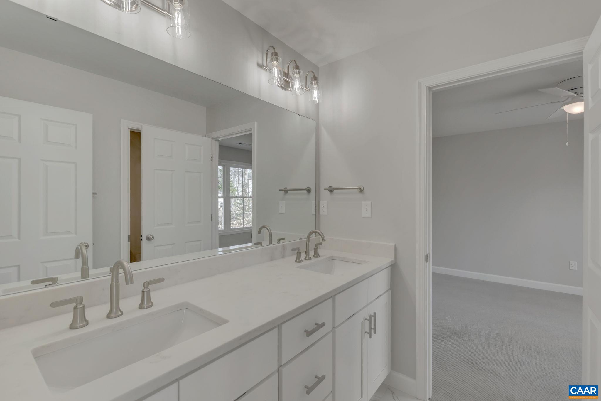 13A LONG LEAF LN