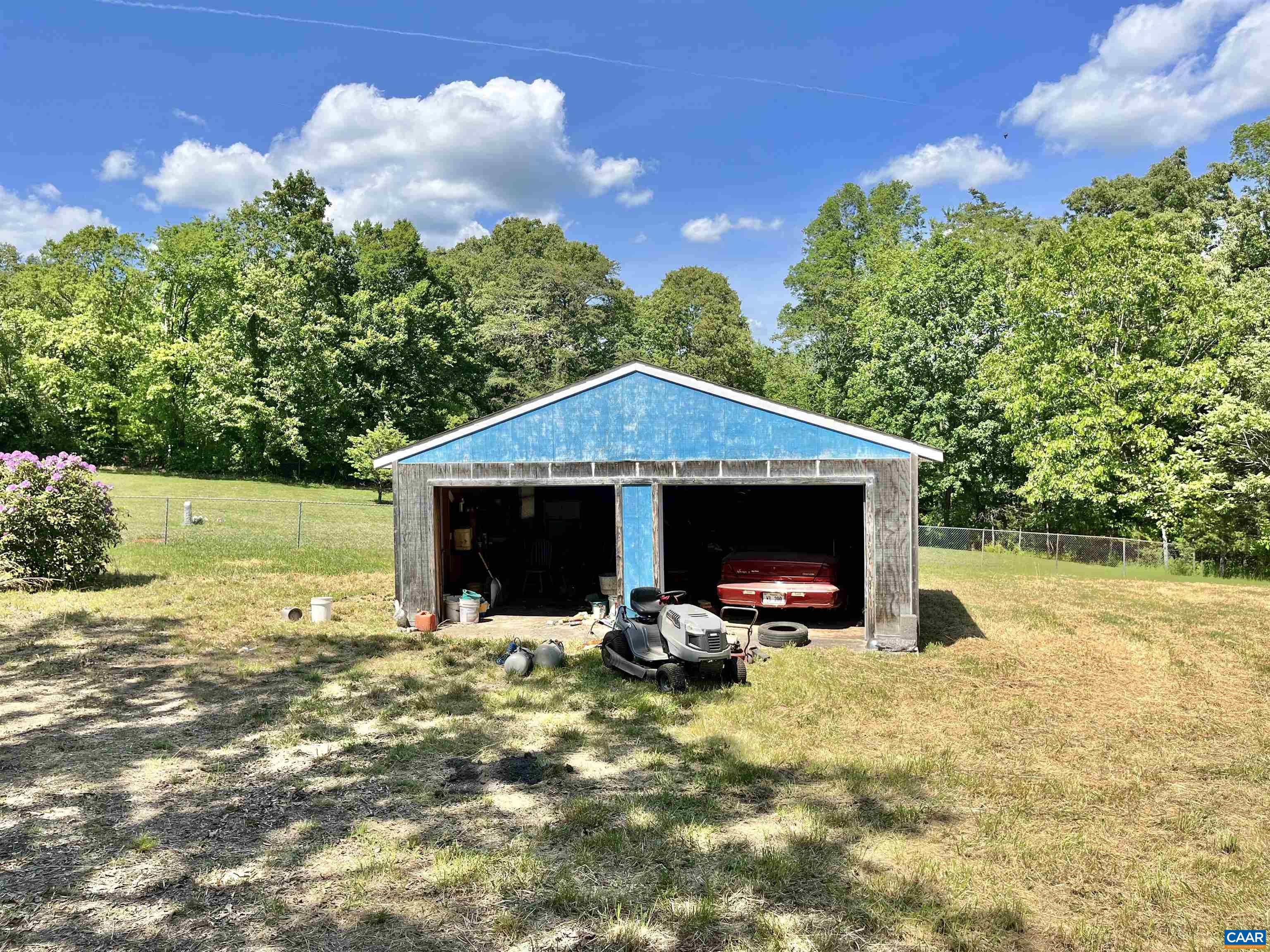1014 THOMAS NELSON HWY