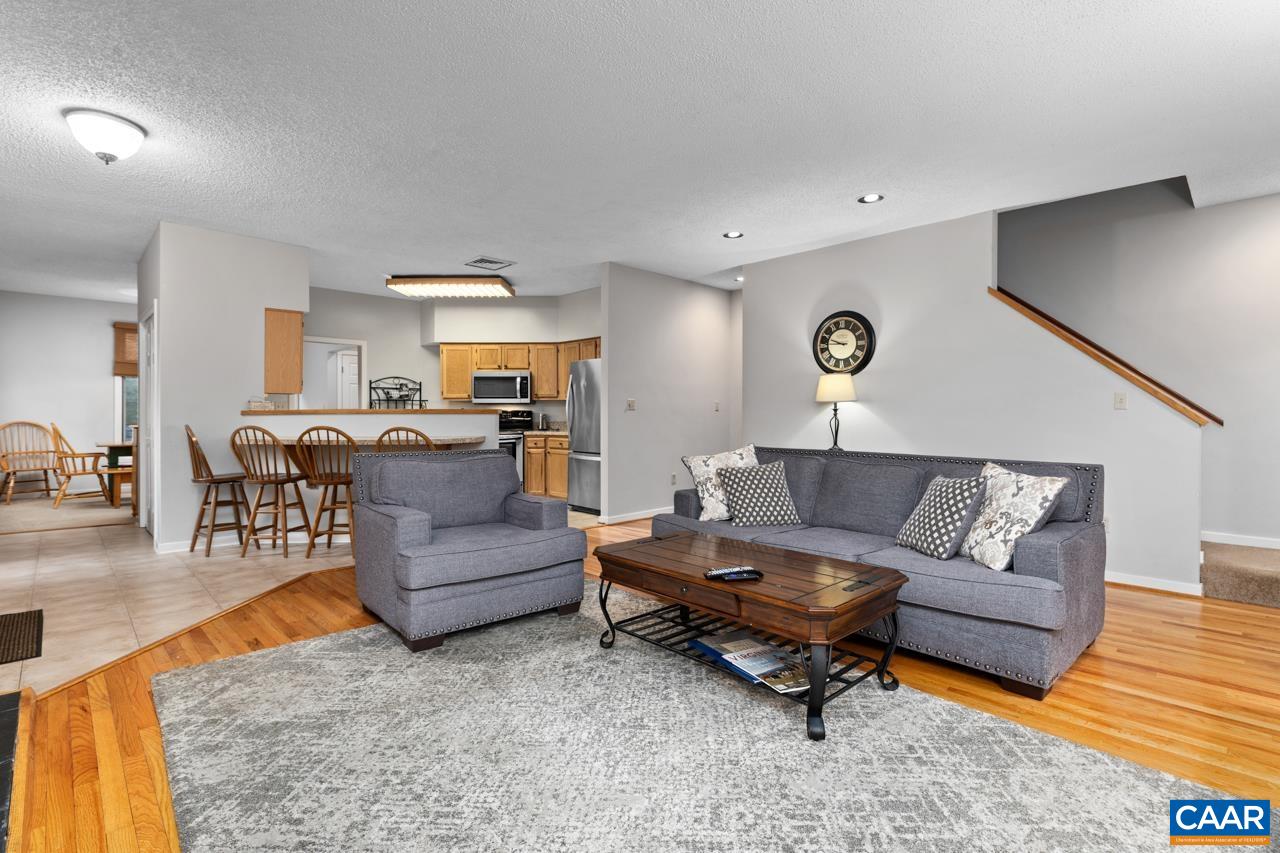 17 TRILLIUM CLOSE