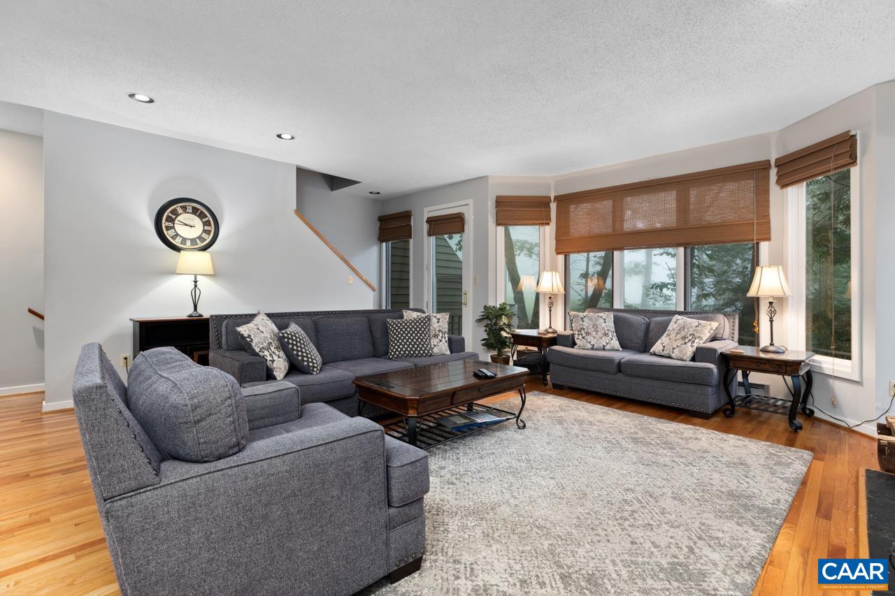 17 TRILLIUM CLOSE