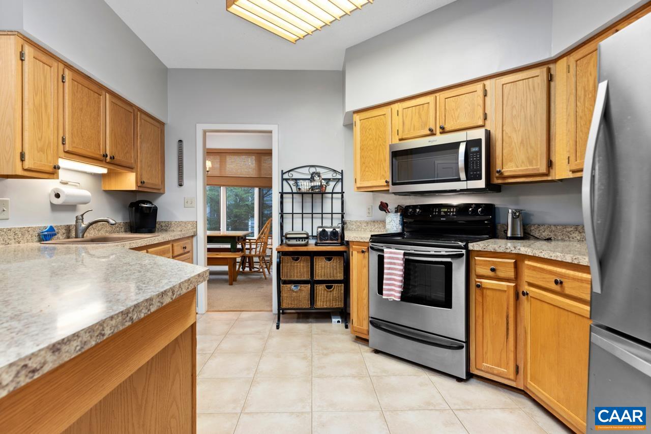 17 TRILLIUM CLOSE