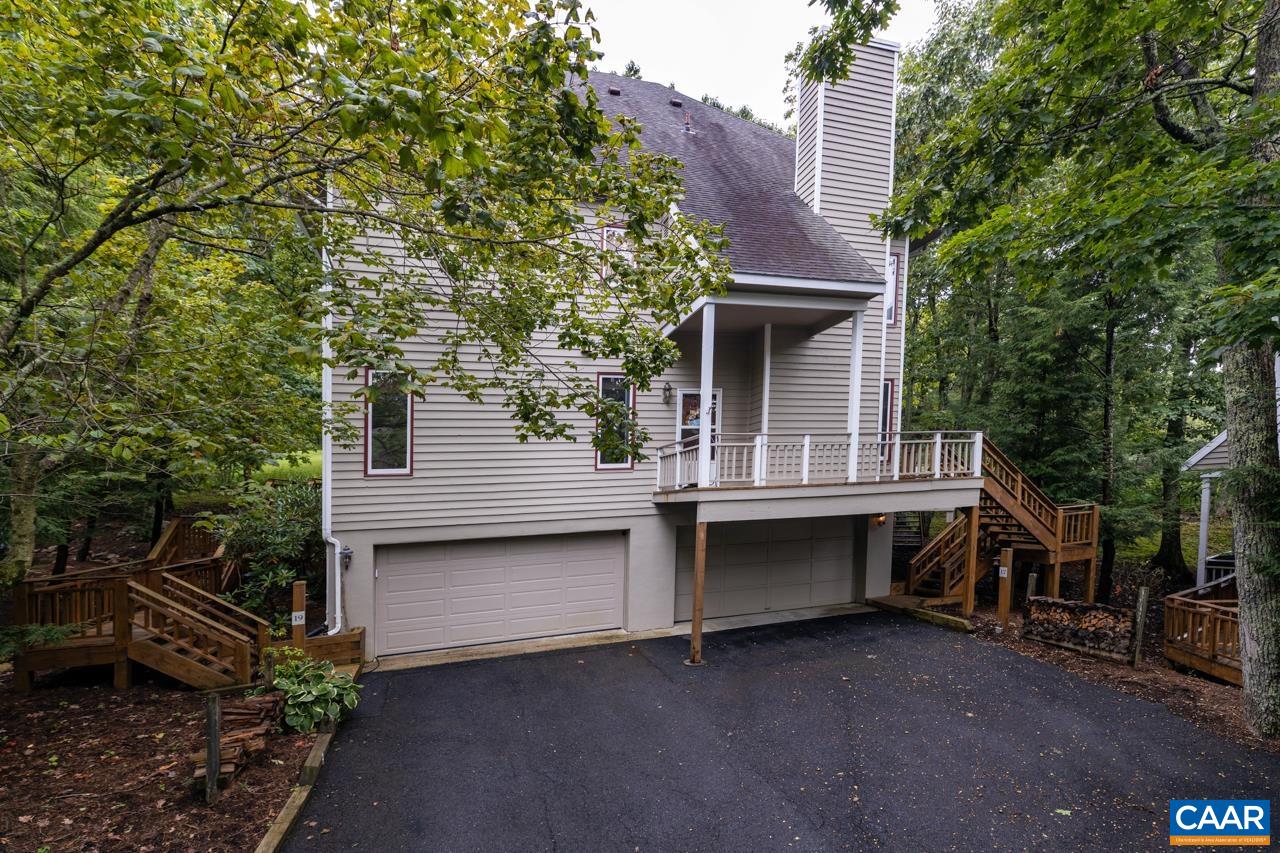 17 TRILLIUM CLOSE