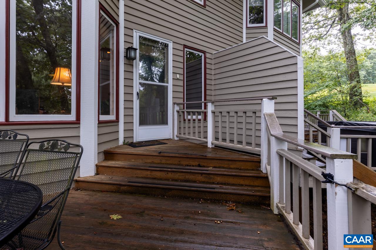 17 TRILLIUM CLOSE