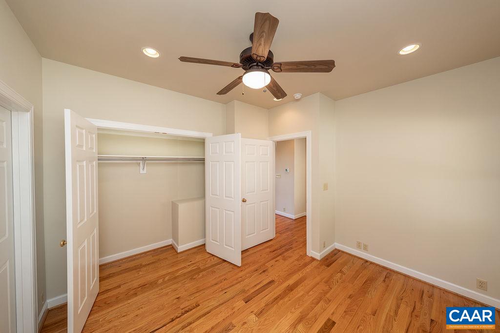 500 GREEN CREEK RD