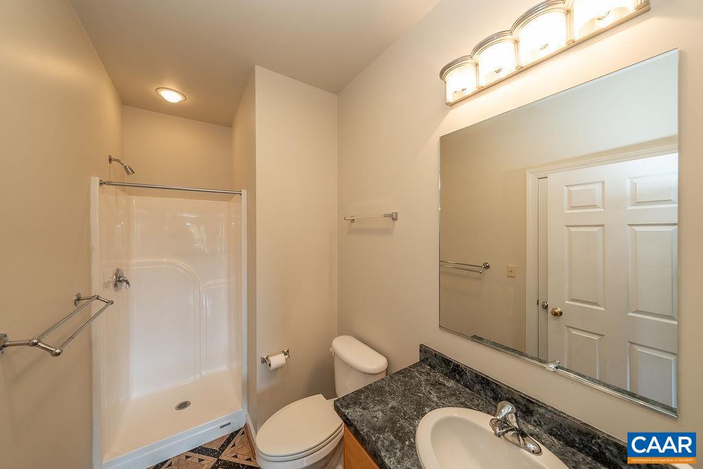 500 GREEN CREEK RD
